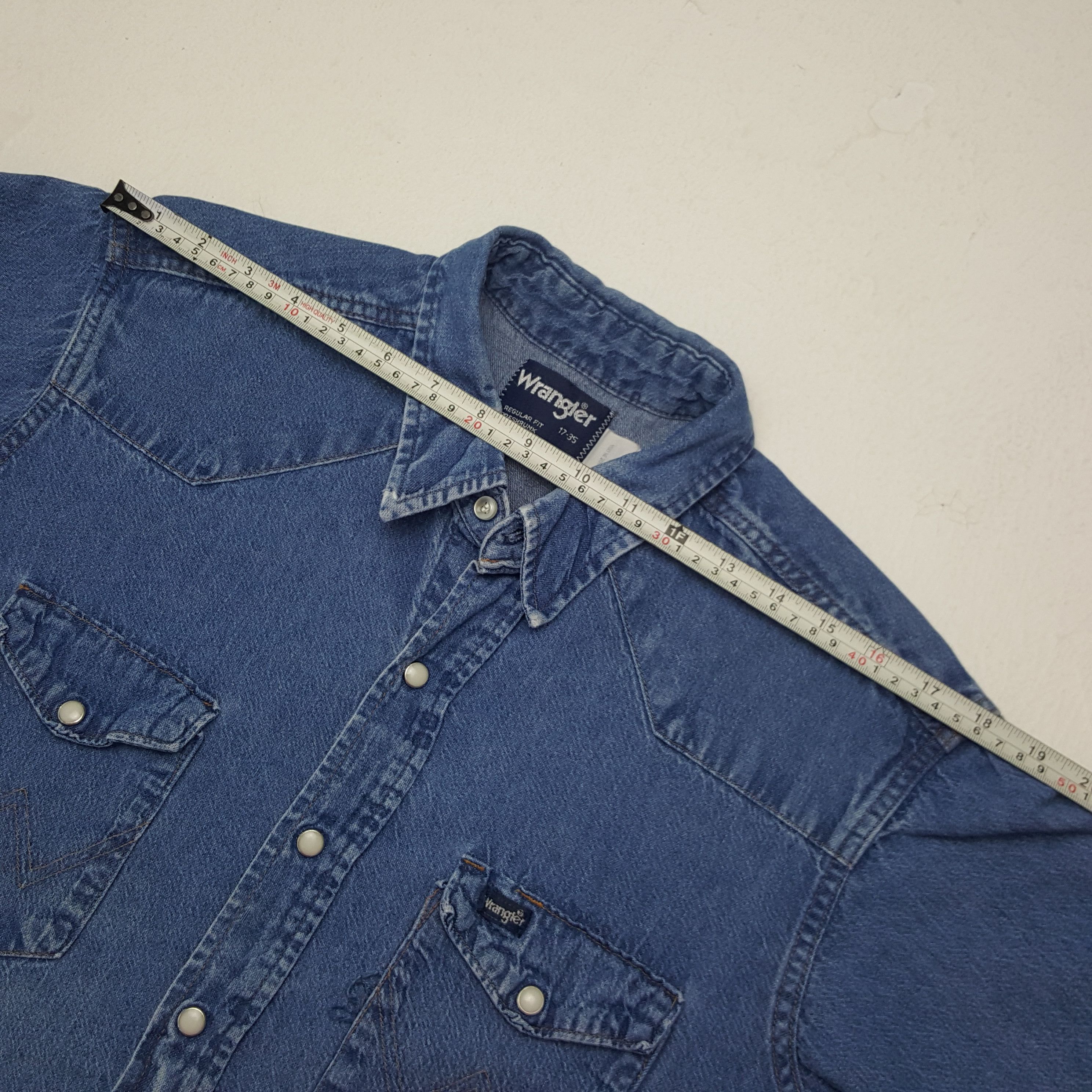 Vintage × Wrangler Vintage Wrangler USA Denim Button Up Shirt Size US XL / EU 56 / 4 - 5 Thumbnail