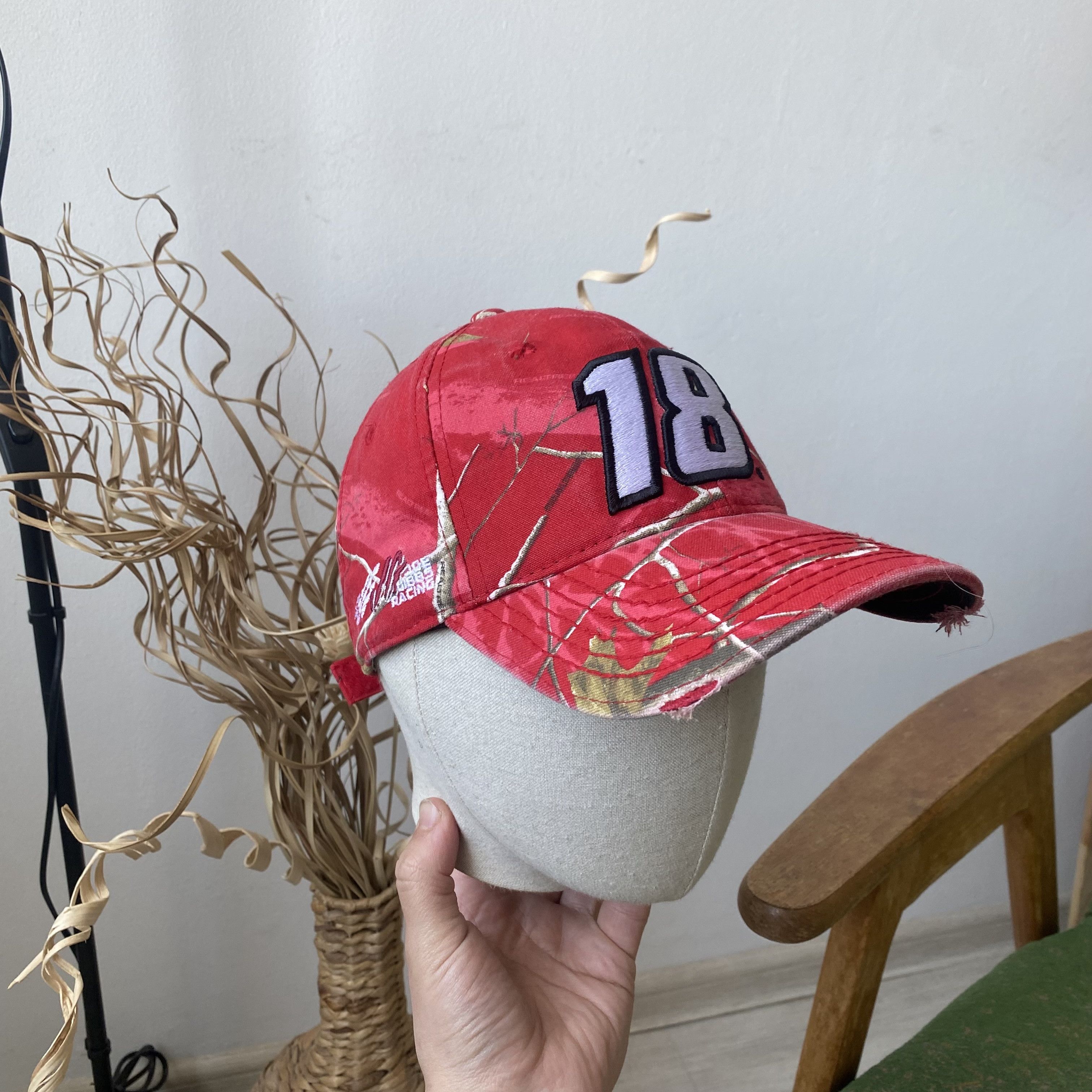Realtree 🔥 Y2K Red Realtree cap Mossy Oaks Baseball hat NASCAR opium Size ONE SIZE - 1 Thumbnail