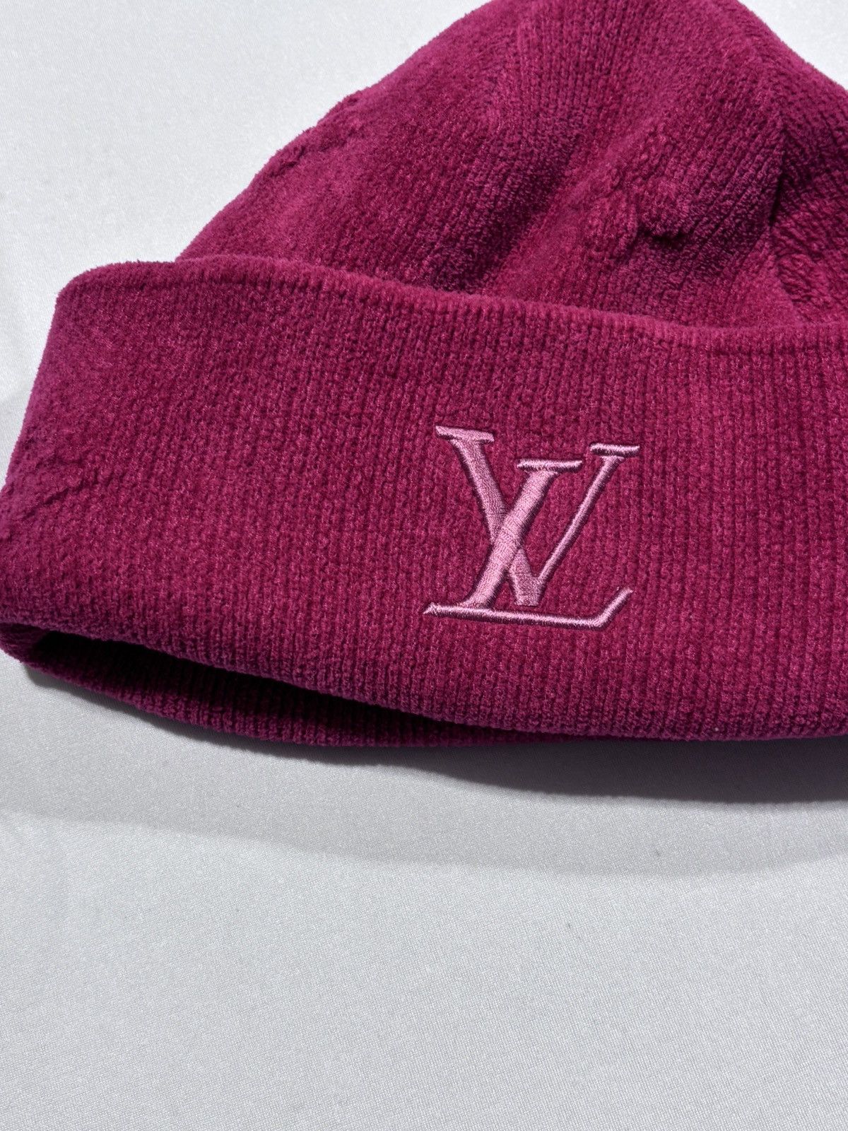 Louis Vuitton Louis Vuitton Crush Monogram Heritage Beanie Size ONE SIZE - 2 Thumbnail