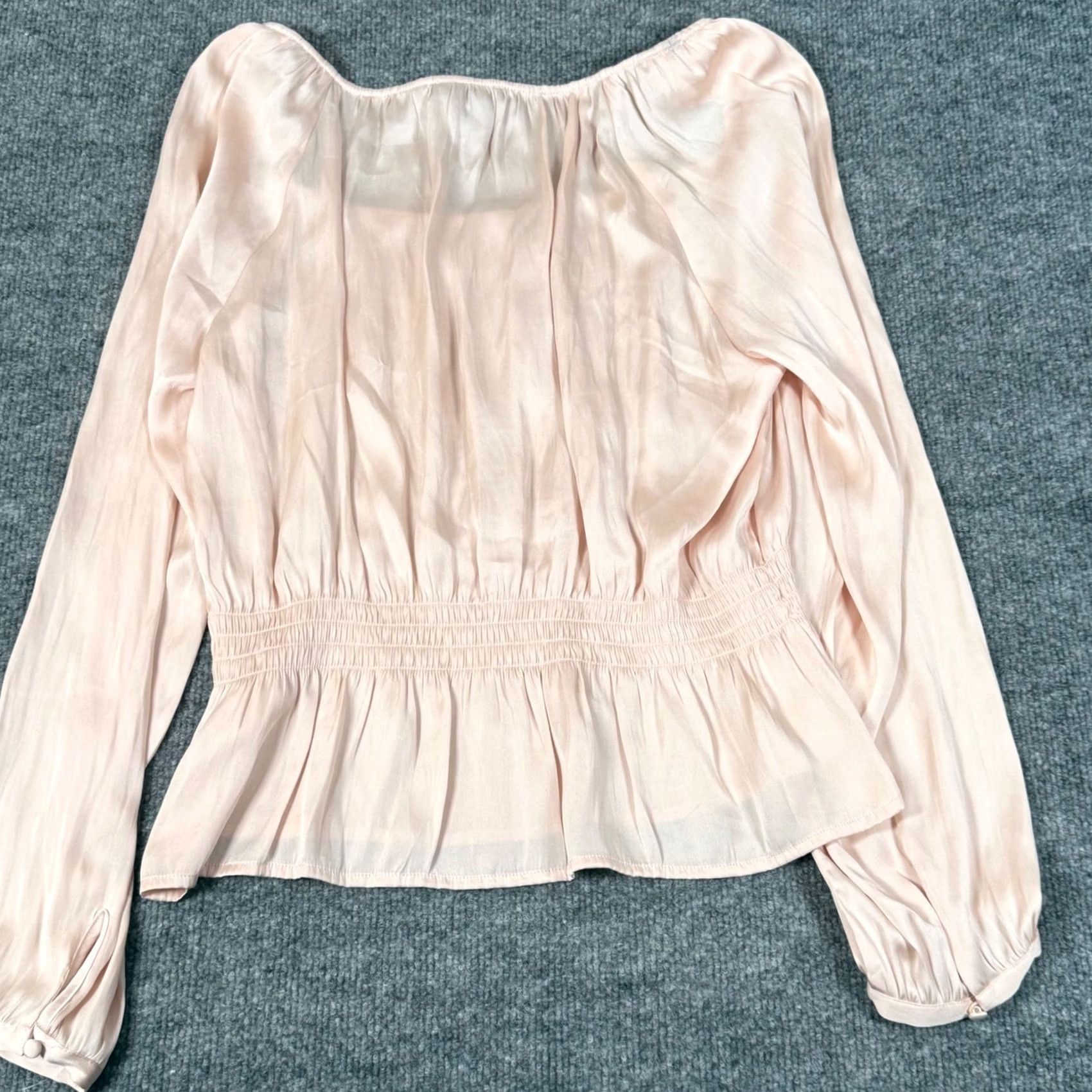 Paige VINTAGE PAIGE Odalynn Satin Blouse Large Smocked Bodice Peplum Square Neck Boho Peasant Size L / US 10 / IT 46 - 4 Thumbnail