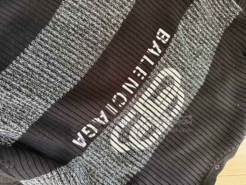 Balenciaga Balenciaga sweater Size US S / EU 44-46 / 1 - 4 Thumbnail