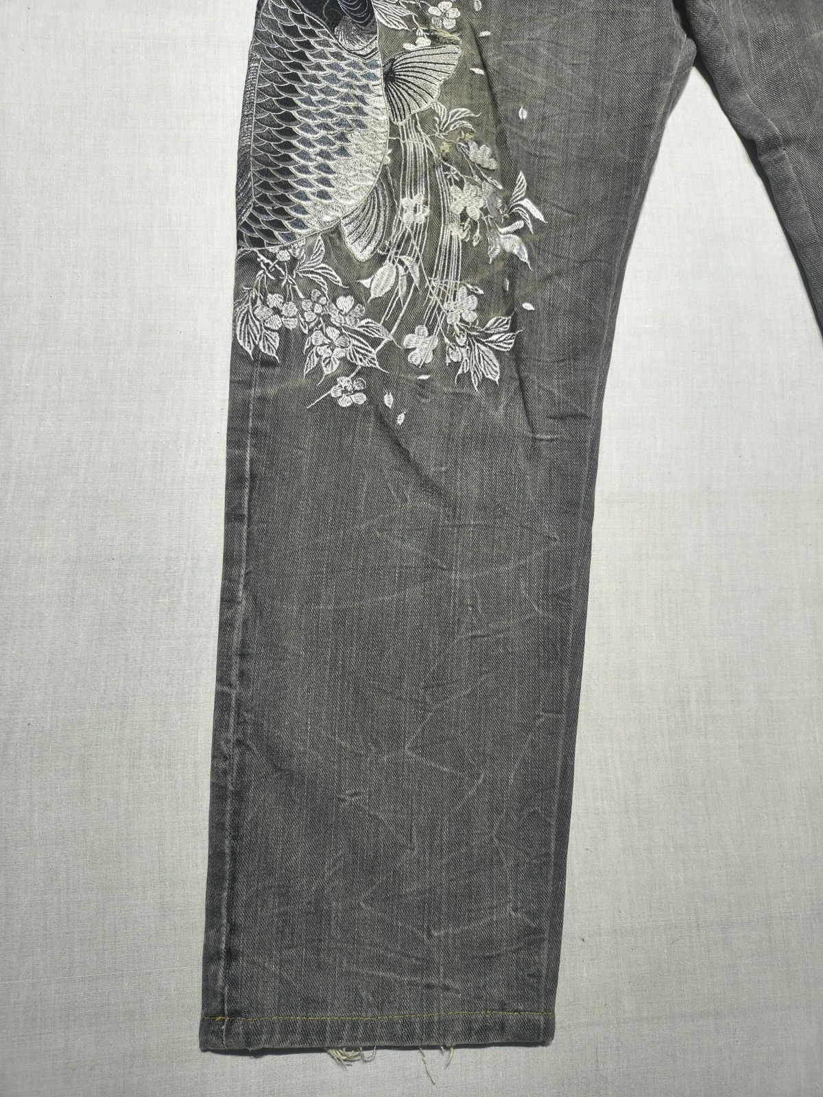 Japanese Brand CRAZY EMBROIDERY ALL OVER LUCKY KOI FISH JEANS 🐟🇯🇵(015) Size US 36 / EU 52 - 7 Thumbnail