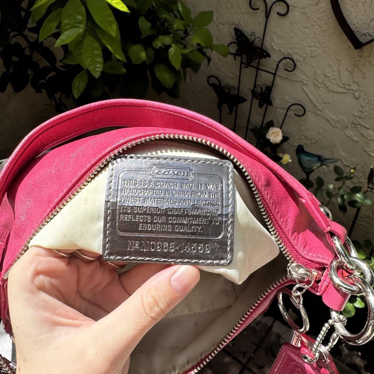 Coach Y2K Coach Hot Pink Patent Leather Convertible Bag Size ONE SIZE - 7 Thumbnail