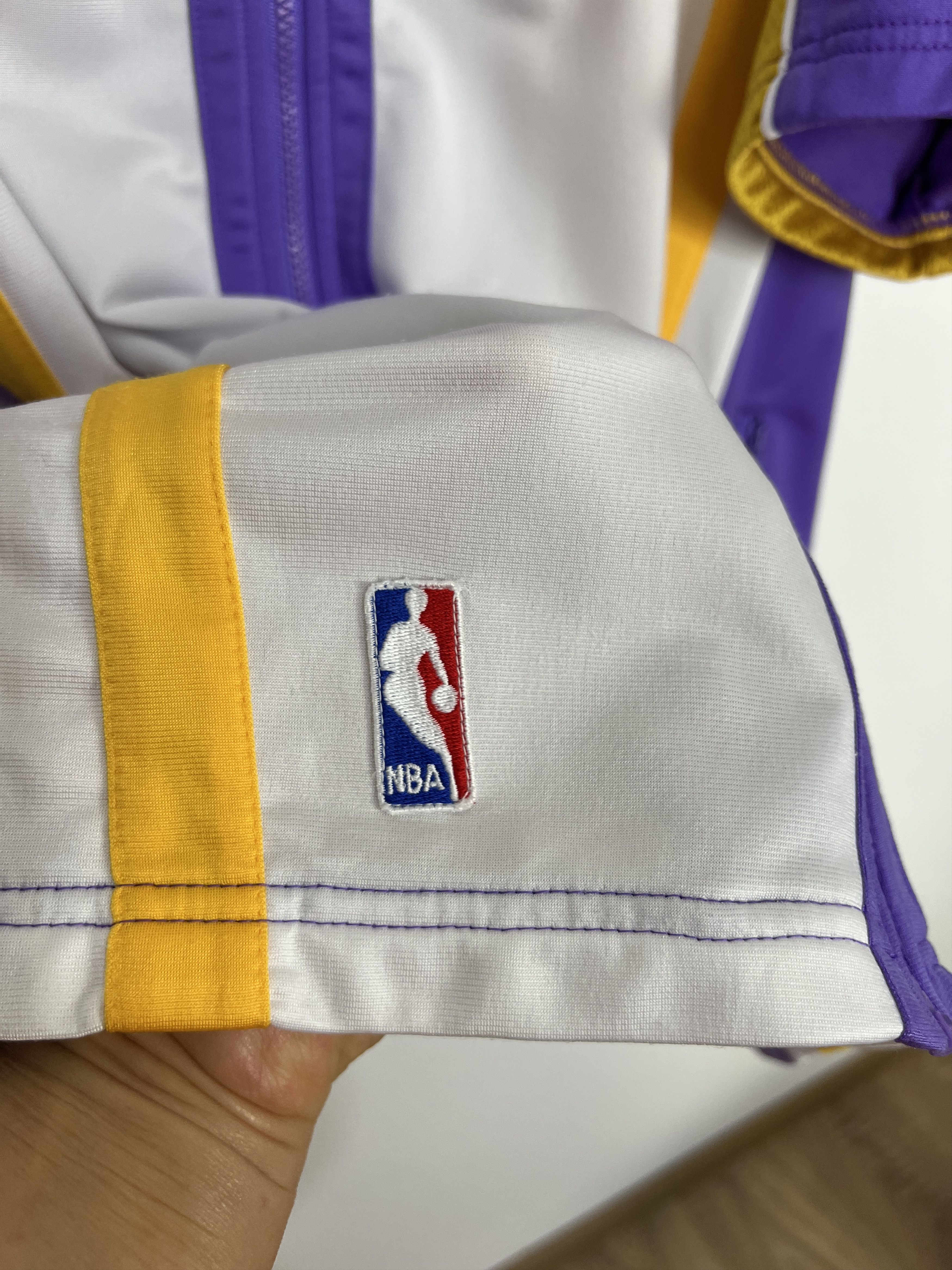 Starter Los Angeles Lakers Warm Up Shooting Jersey Hooded NBA Size US M / EU 48-50 / 2 - 5 Thumbnail