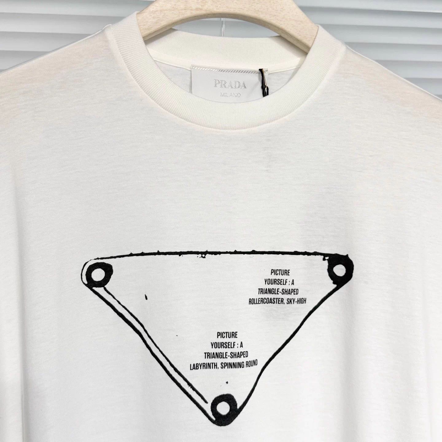 Prada Prada White Oversized T-shirt Triangle Logo Print S Size US S / EU 44-46 / 1 - 3 Thumbnail
