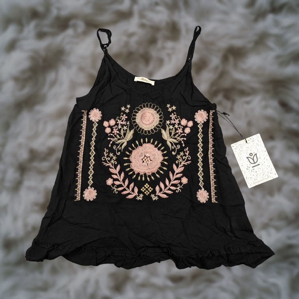 Vintage Andree By Unit Tank Top Womens Small Black Embroidered Boho Tunic Ruffle Hem New Size S / US 4 / IT 40 - 1 Thumbnail