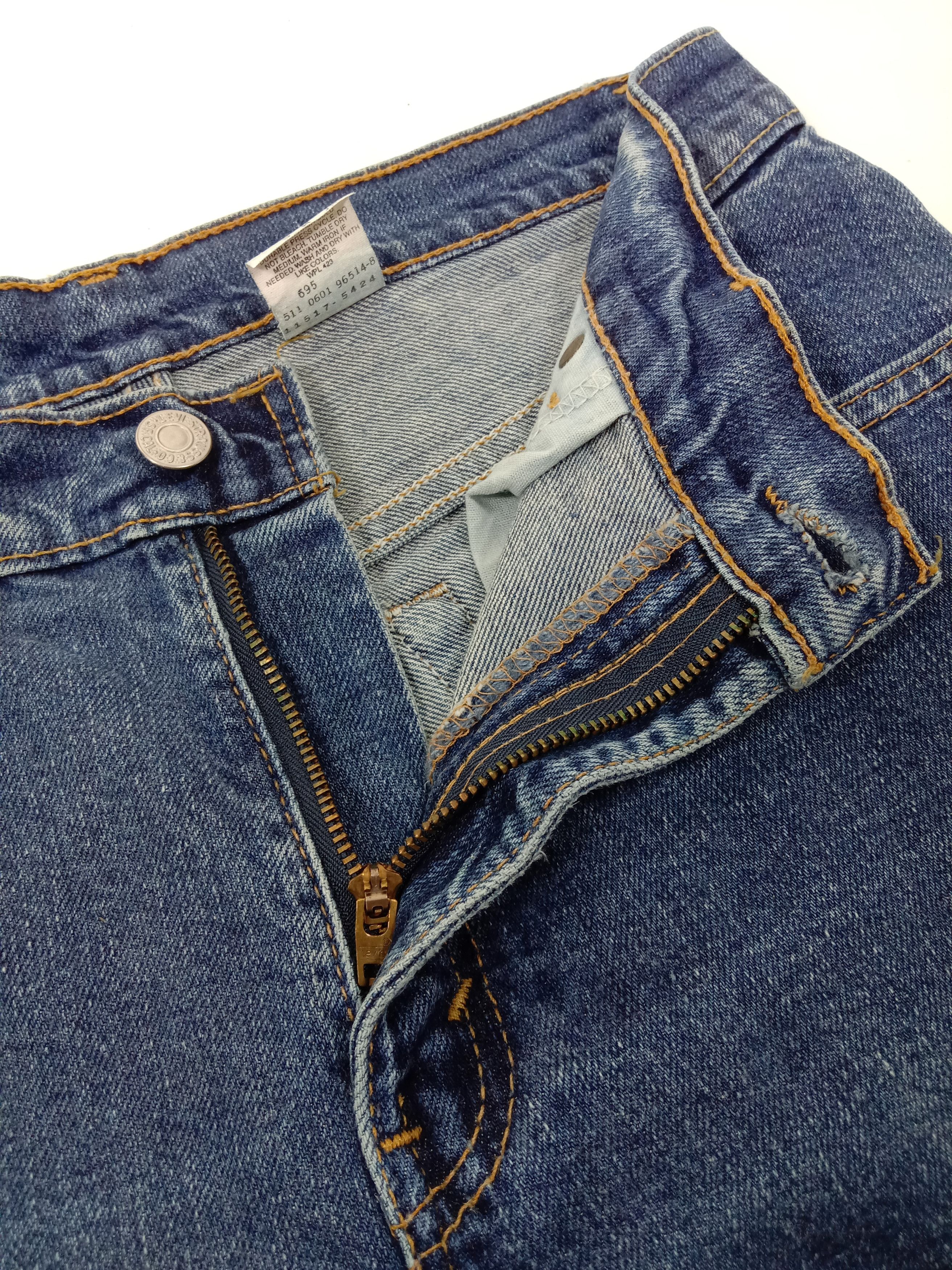Levi's Vintage Levi's 517 Flare Jeans Boot Cut Slim Fit Denim Size US 30 / EU 46 - 9 Thumbnail