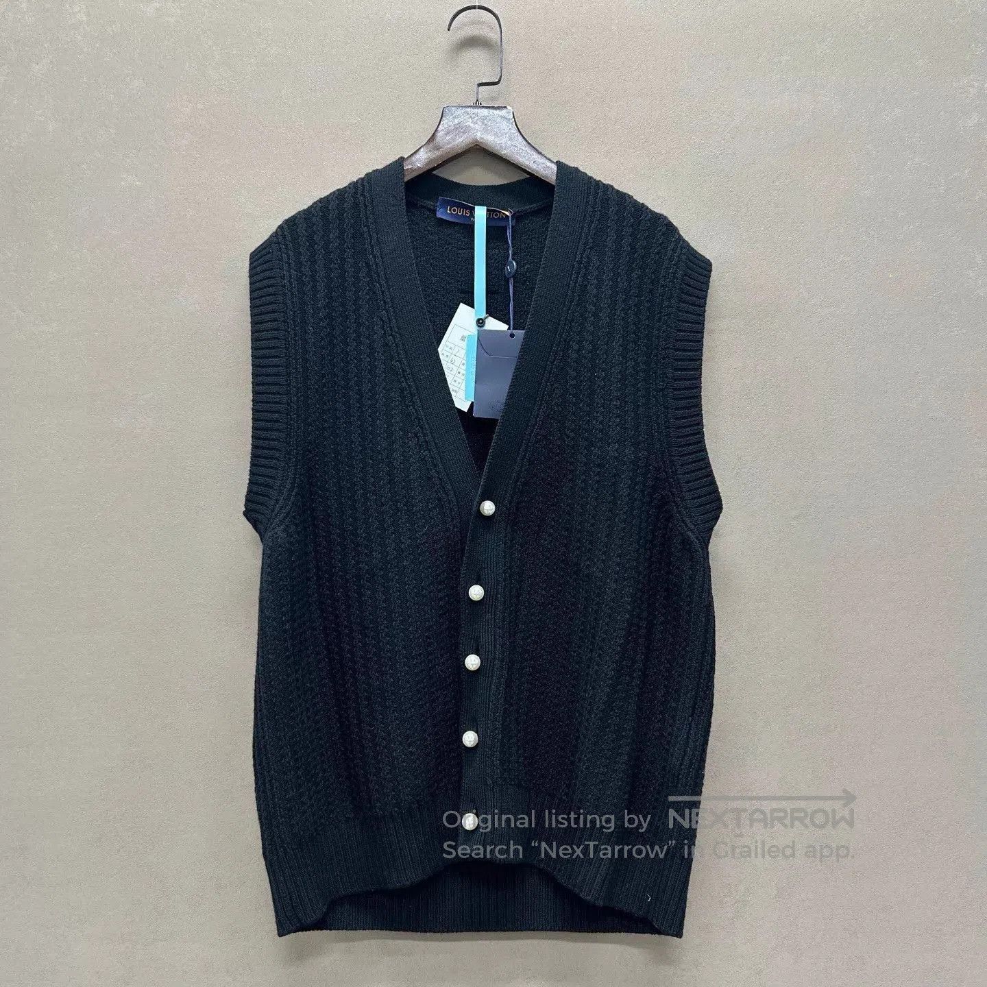 Louis Vuitton Blue Sleeveless Knit Button Vest - Size L. Size US L / EU 52-54 / 3 - 1 Thumbnail