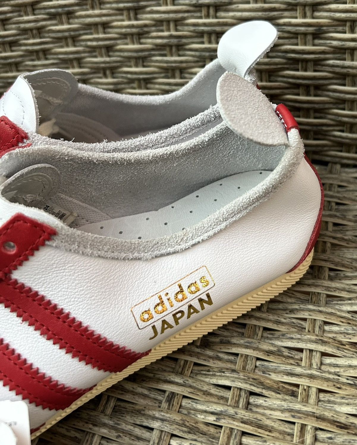 Adidas adidas Originals Japan White Power Red Low-Top Trainers Size US 6.5 / EU 39-40 - 6 Thumbnail