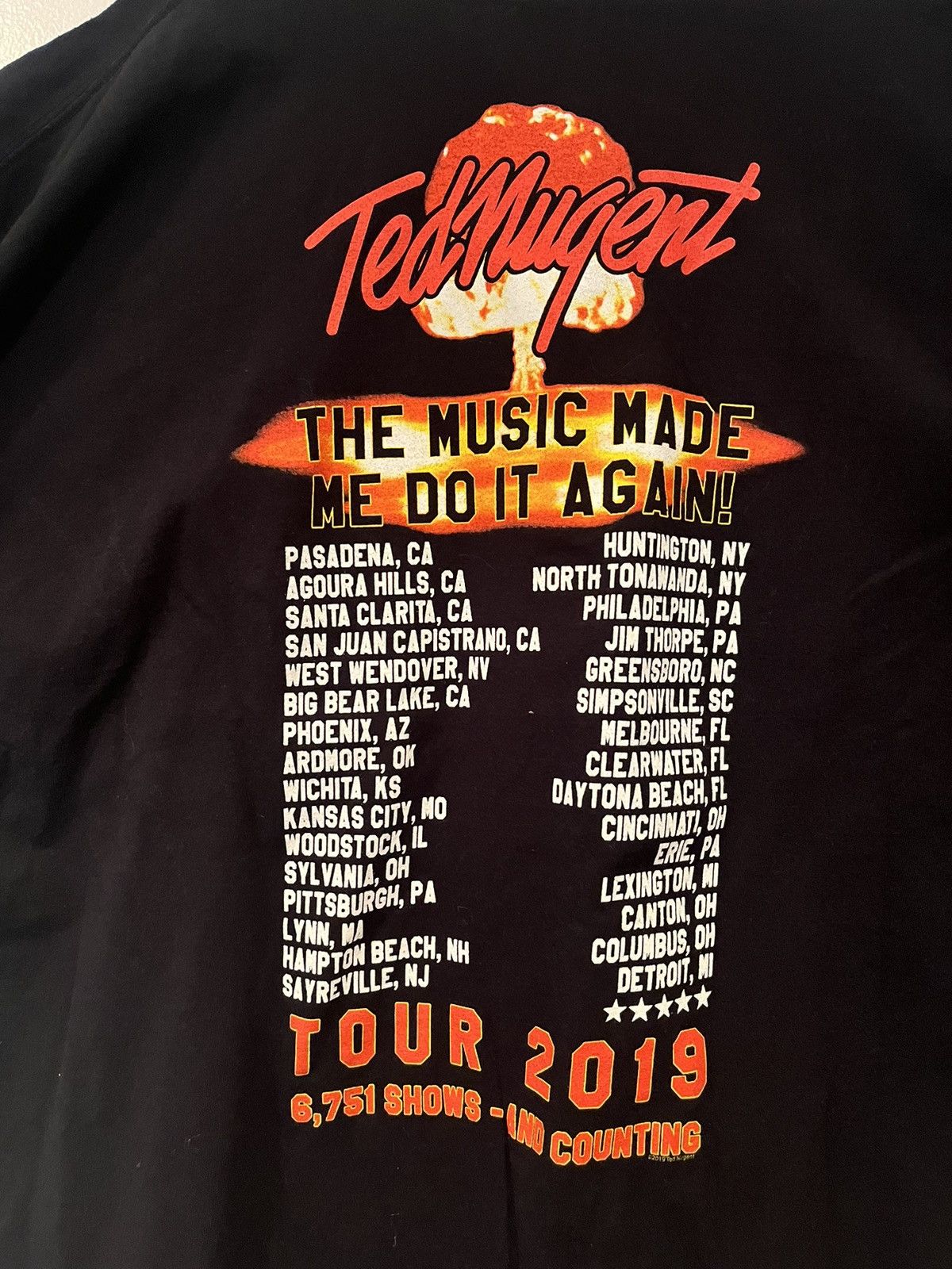 Gildan Ted Nugent 2019 “the music made me do it again” tour Size US XXL / EU 58 / 5 - 6 Thumbnail