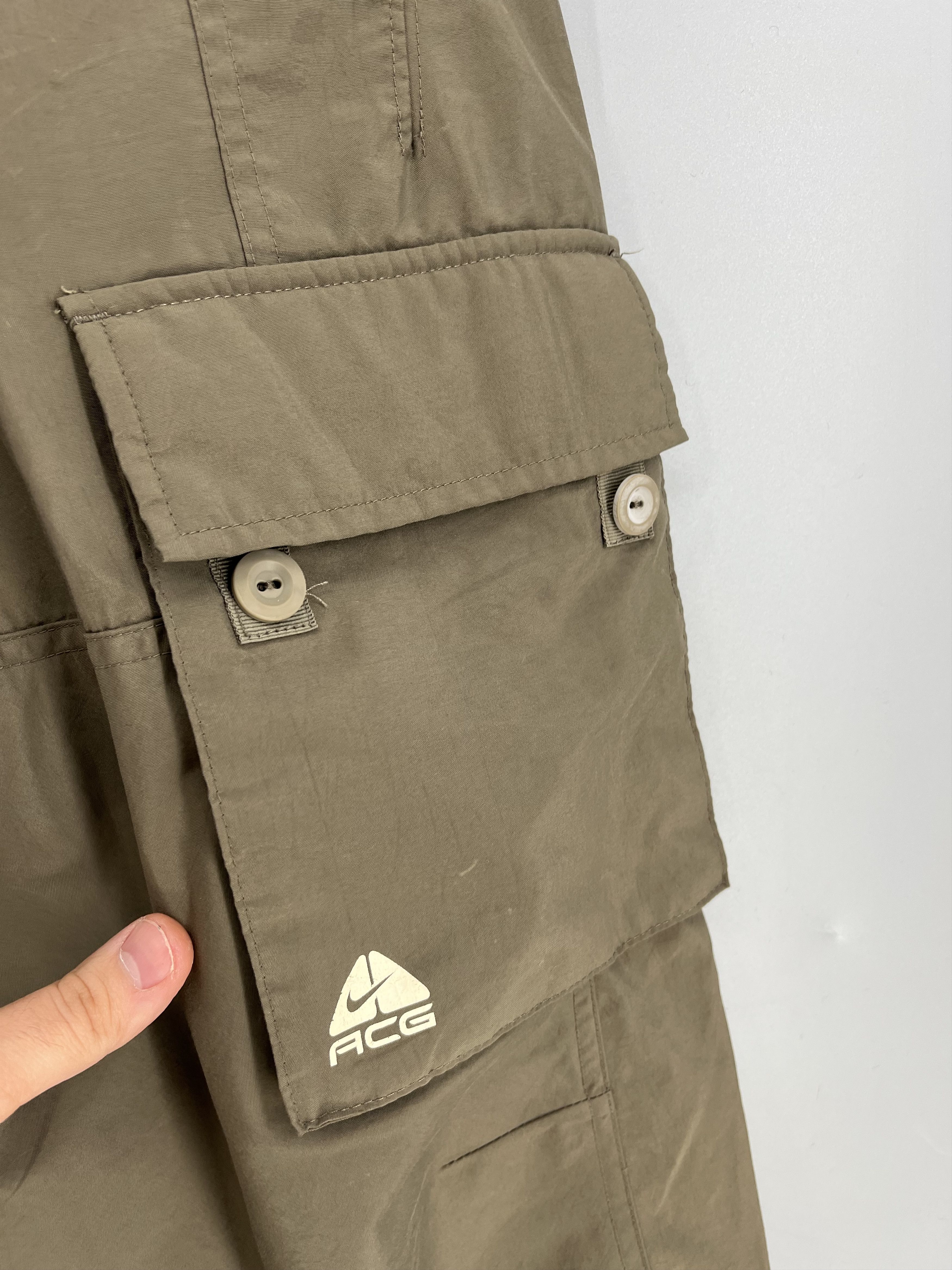 Vintage Vintage Nike ACG Men Cargo Pants Wide Leg size M Size US 32 / EU 48 - 7 Thumbnail