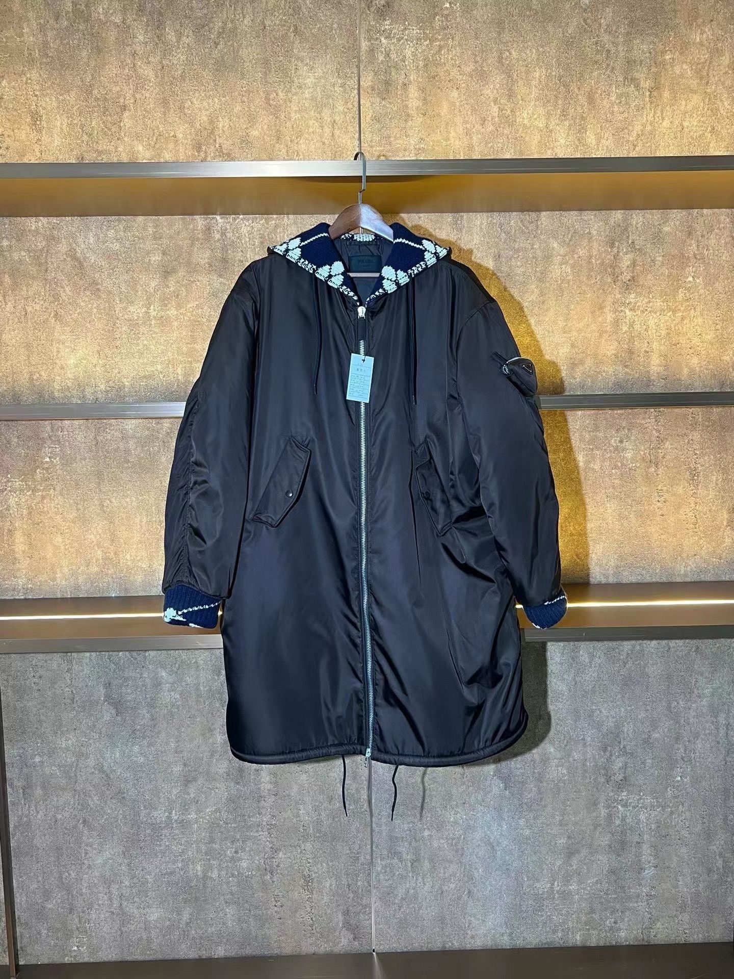 Prada Prada Wool Knit Triangle Logo Coat Size XS / US 0-2 / IT 36-38 - 1 Thumbnail