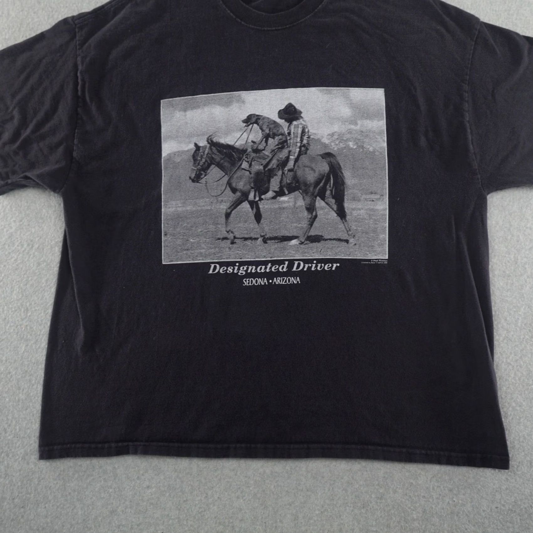 Hanes VINTAGE Hanes 2XL (29X25) Black T-Shirt Designated Driver Drunk Cowboys Dog Mens Shirt Size US XXL / EU 58 / 5 - 7 Thumbnail