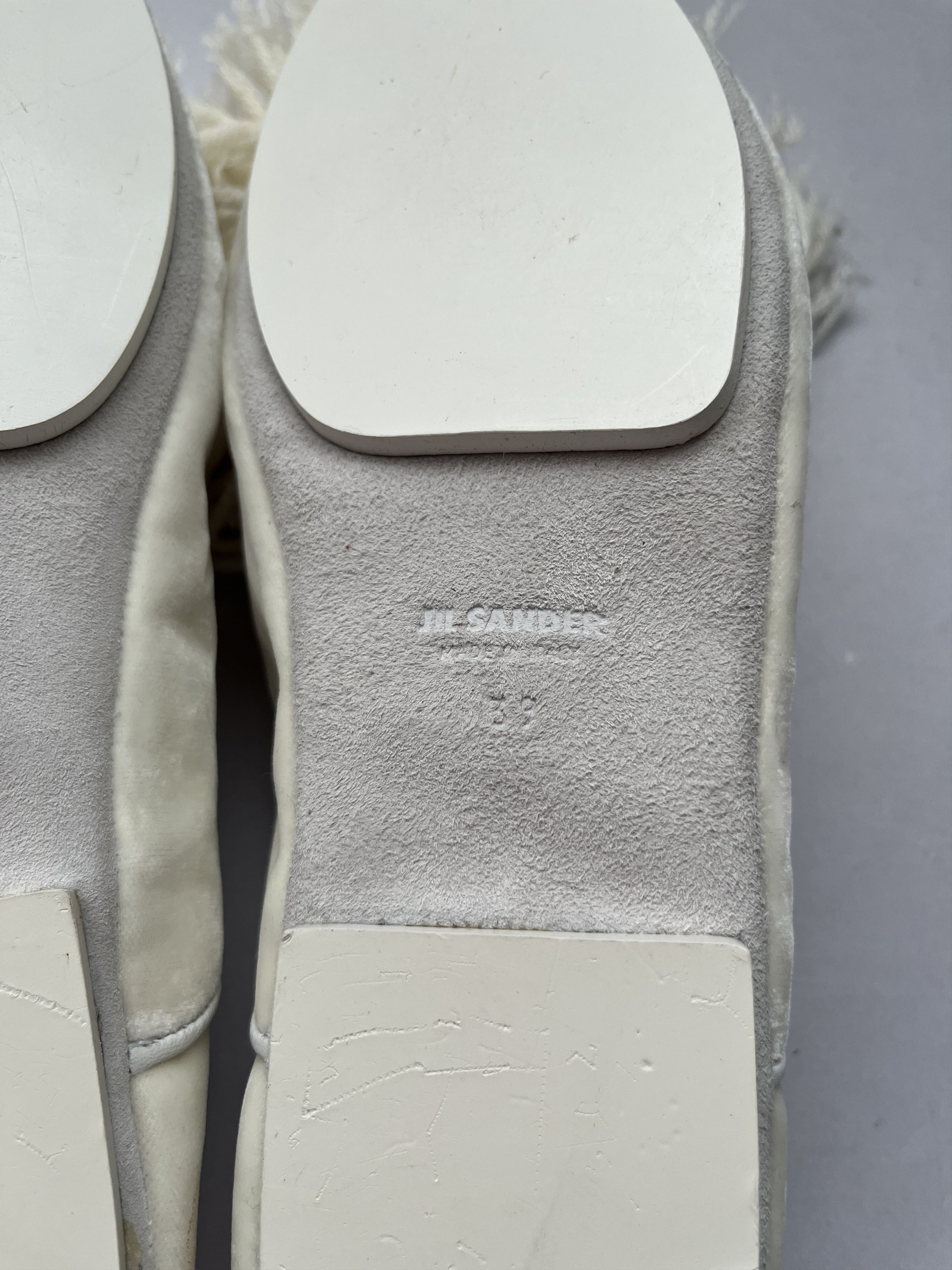 Jil Sander ⚡️QUICK SALE⚡️Jil Sander Cream Pom Pom Slippers Ballerinas Size US 9 / IT 39 - 7 Thumbnail