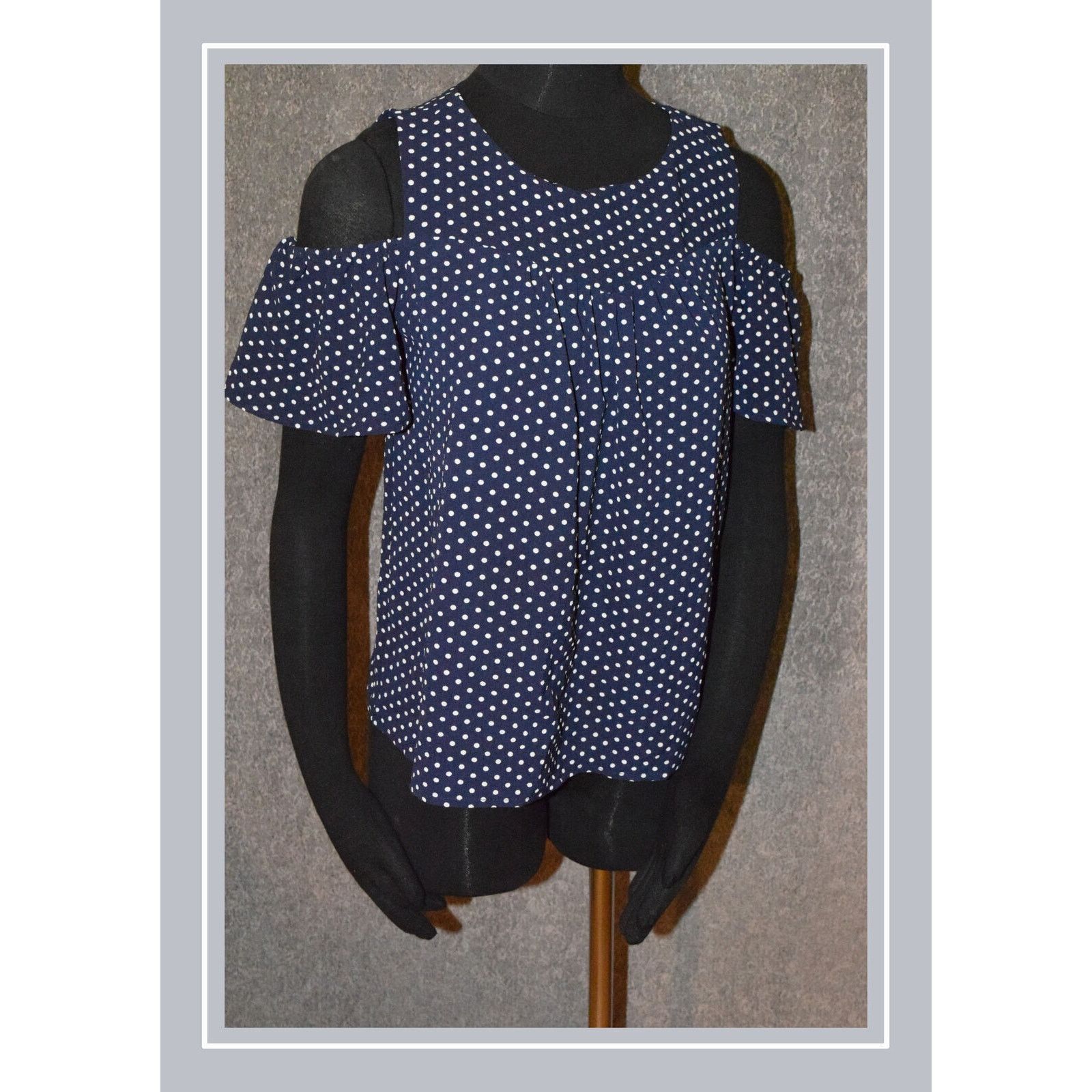 Vintage Monteau Navy/White Polka Dot SS Cold Shoulder Blouse SZ M Size M / US 6-8 / IT 42-44 - 1 Thumbnail