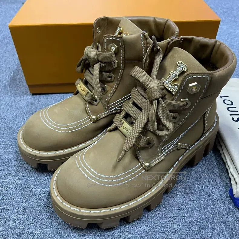 Louis Vuitton Louis Vuitton 24 New Brown Strappy Short Martin Boots Size US 8.5 / EU 41-42 - 2 Thumbnail