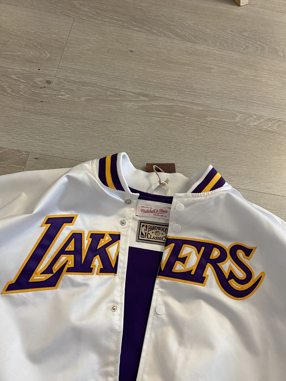 Mitchell & Ness × NBA Mitchell And Ness Lakers Bomber jacket Size US XL / EU 56 / 4 - 4 Thumbnail