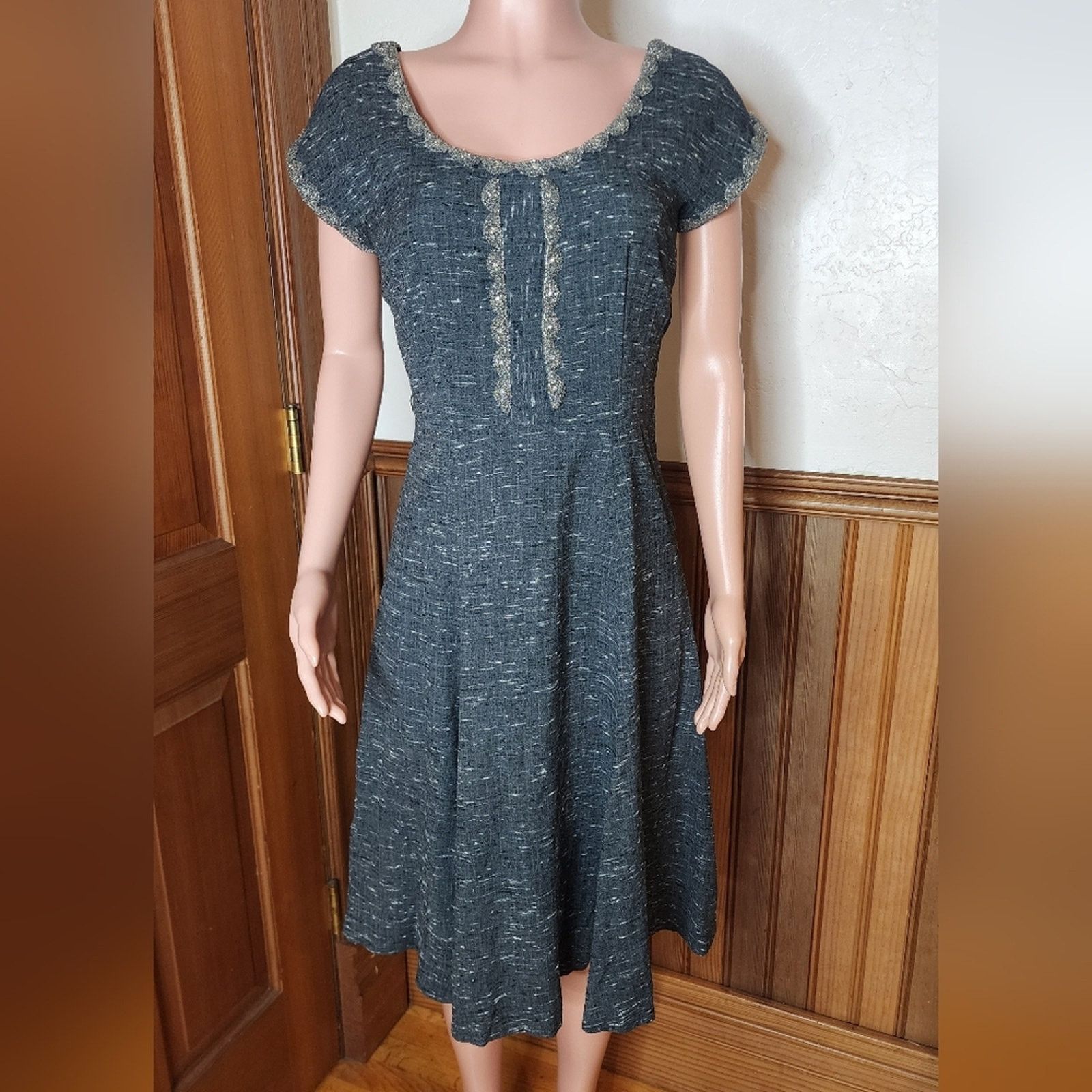 Vintage 1950s Grey Silk Tweed Rhinestone Beaded Embellished Dress L Size L / US 10 / IT 46 - 4 Thumbnail