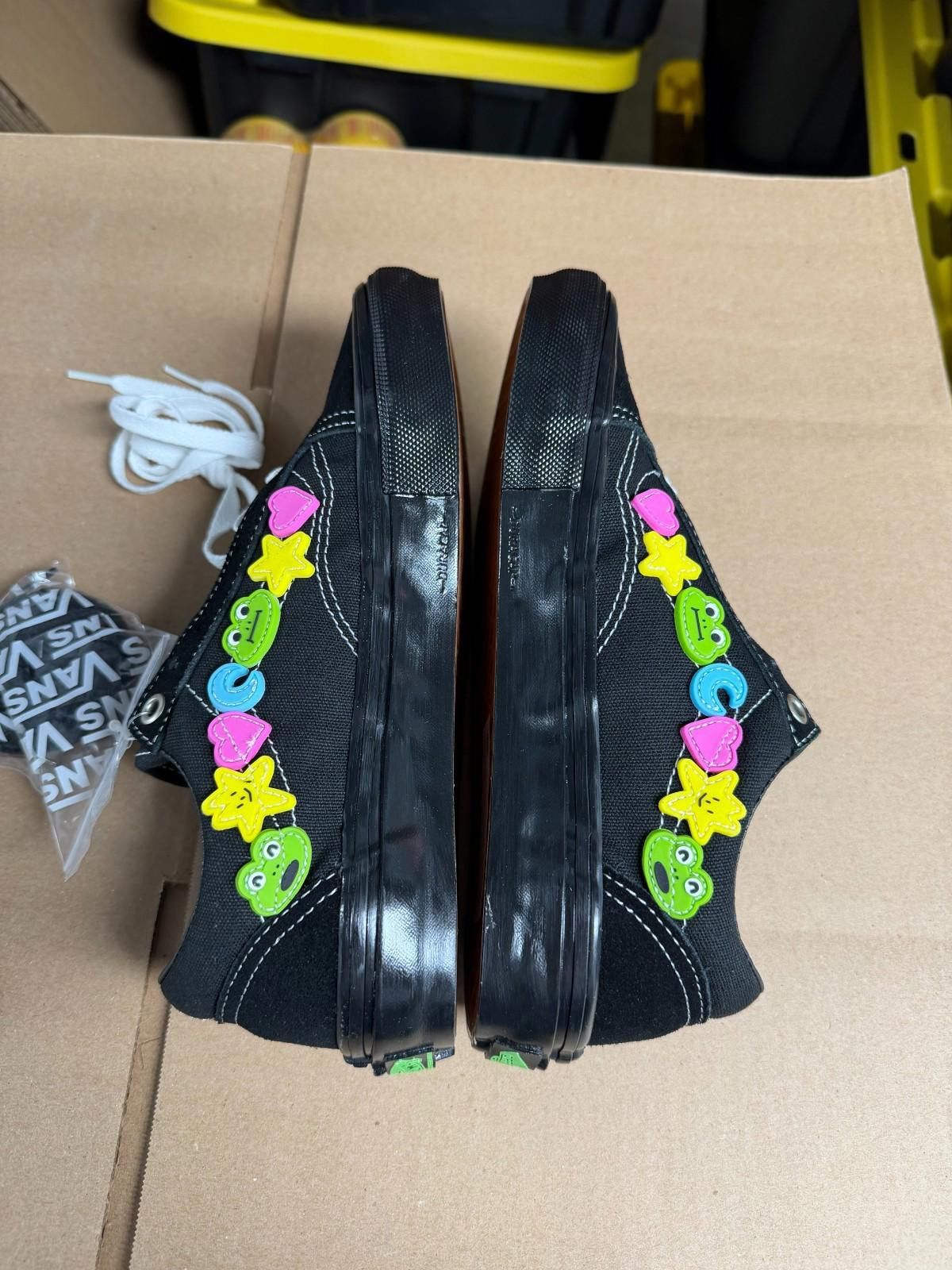 Vans Size 5.5 - Vans Frog Skateboards x Skate Old Skool Size US 5.5 / EU 38 - 1 Thumbnail
