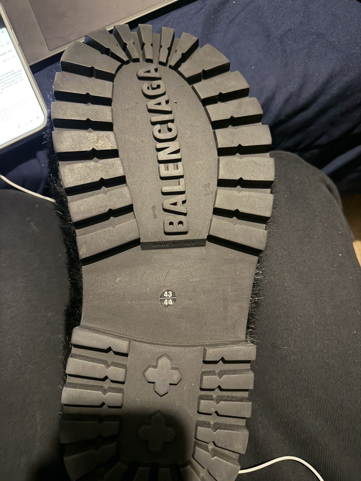 Balenciaga Alaska fur boot Size US 10 / EU 43 - 10 Thumbnail