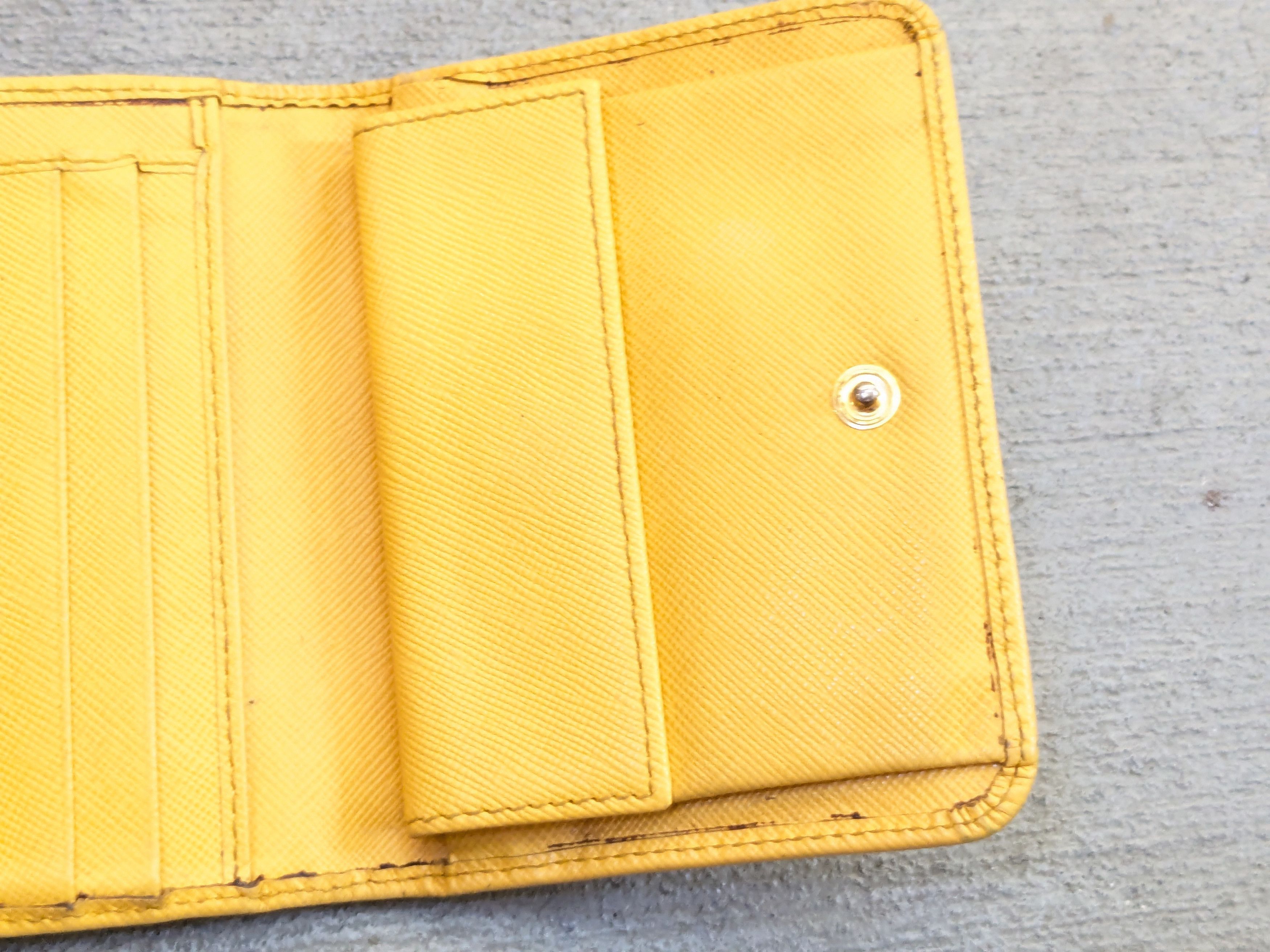Prada Prada Wallet Yellow Leather Trifold Cardholder Y2K Size ONE SIZE - 9 Thumbnail