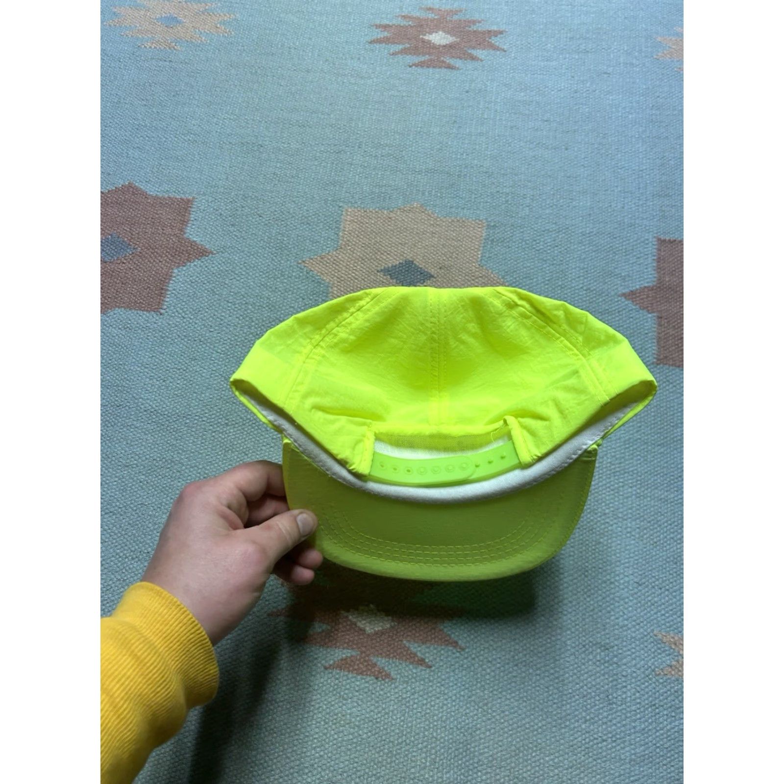 Vintage VINTAGE Evans SnapBack Hat Cap Mens Adjustable Nylon Neon Yellow Hi Vis Yellow Cap Size ONE SIZE - 4 Thumbnail