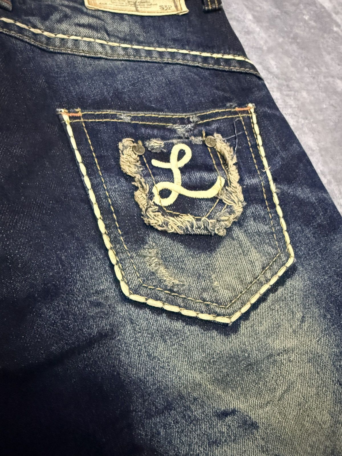 If Six Was Nine Lolita By Concert Club Shadow Mud Wash Claw Flared Jeans Size US 30 / EU 46 - 18 Thumbnail