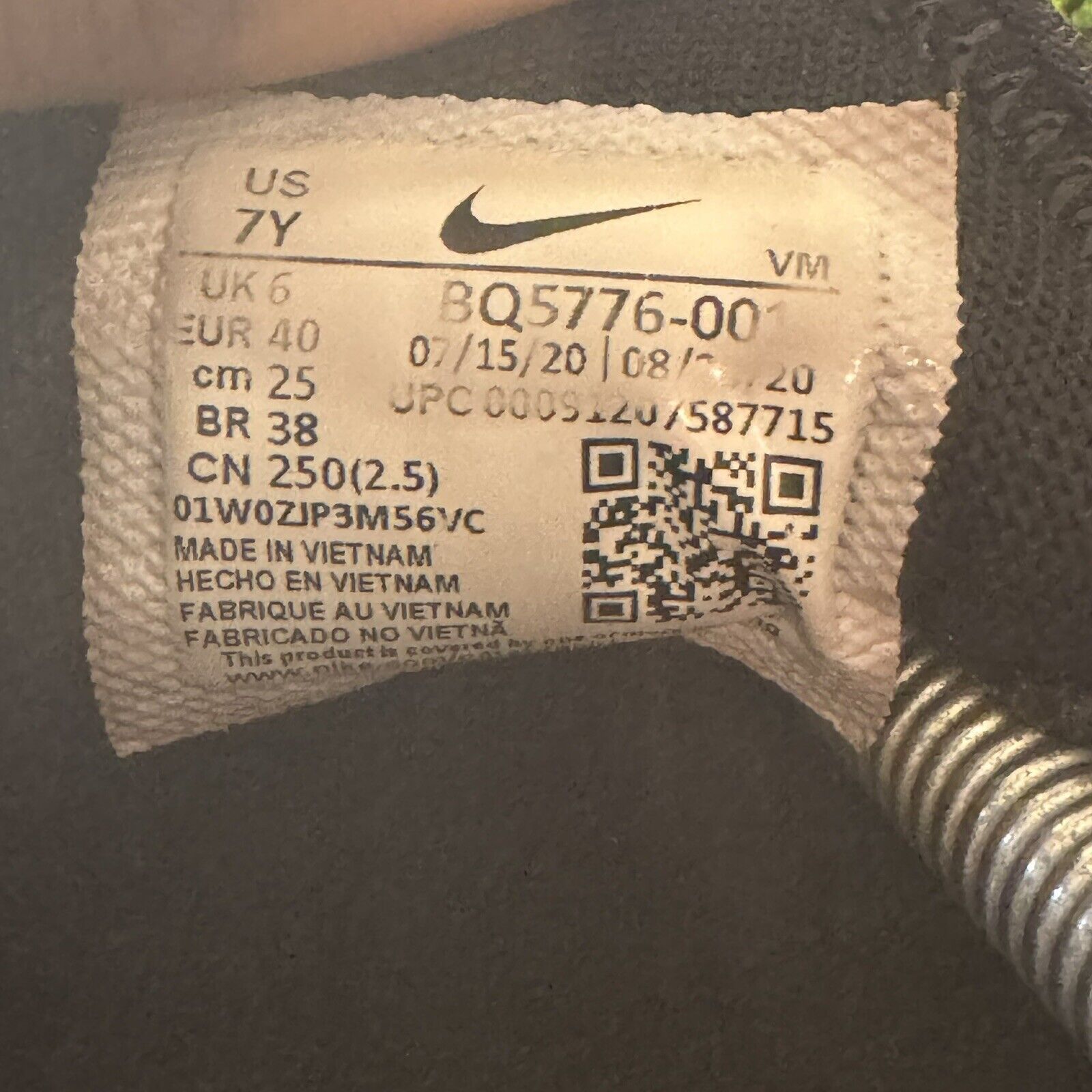 Nike Size 7 (GS) - Nike Air Max 270 Low Triple Black Size US 7 / EU 40 - 9 Thumbnail