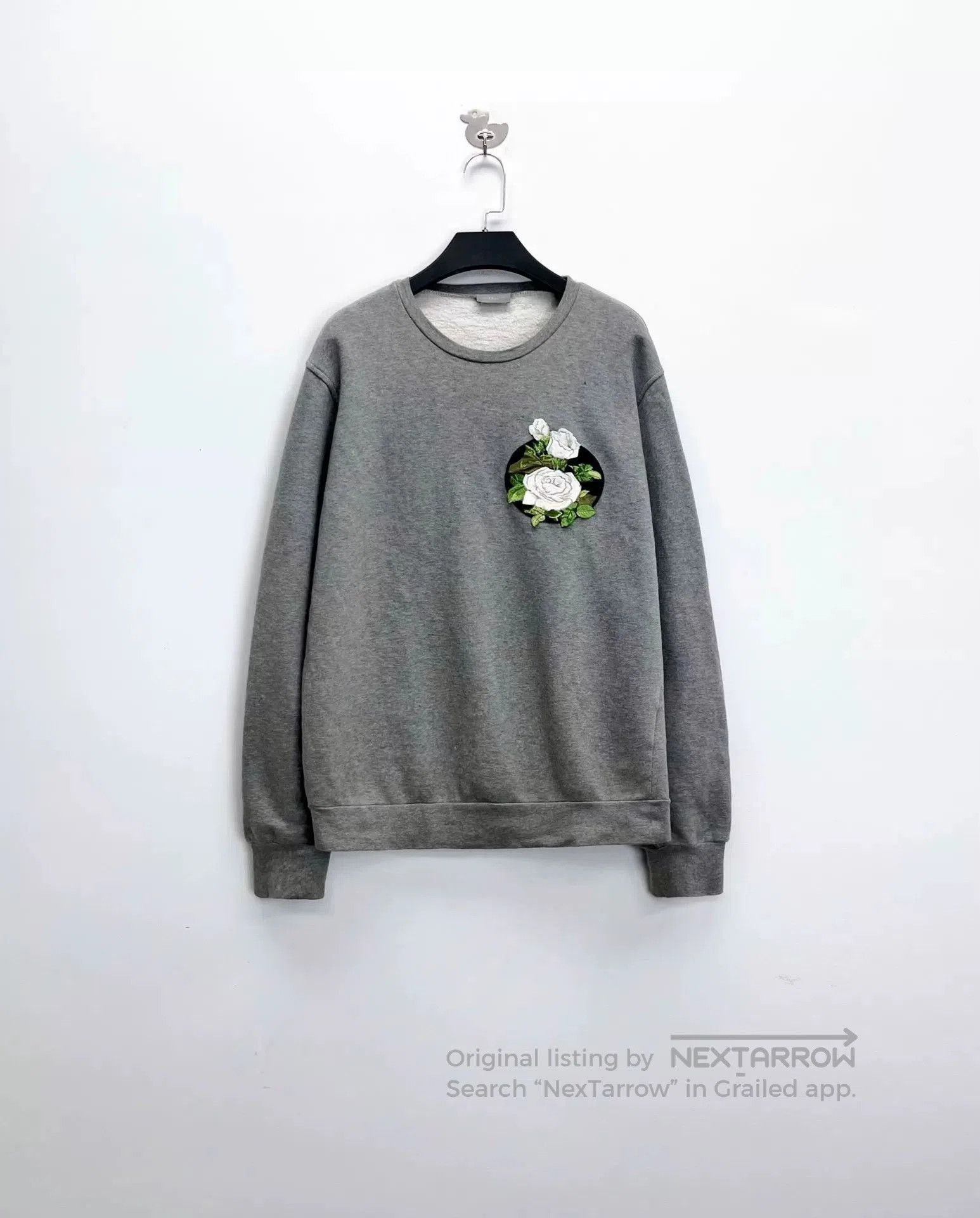 Dior Dior Gray Embroidered Camellia Logo Sweatshirt. Size M / US 6-8 / IT 42-44 - 1 Thumbnail
