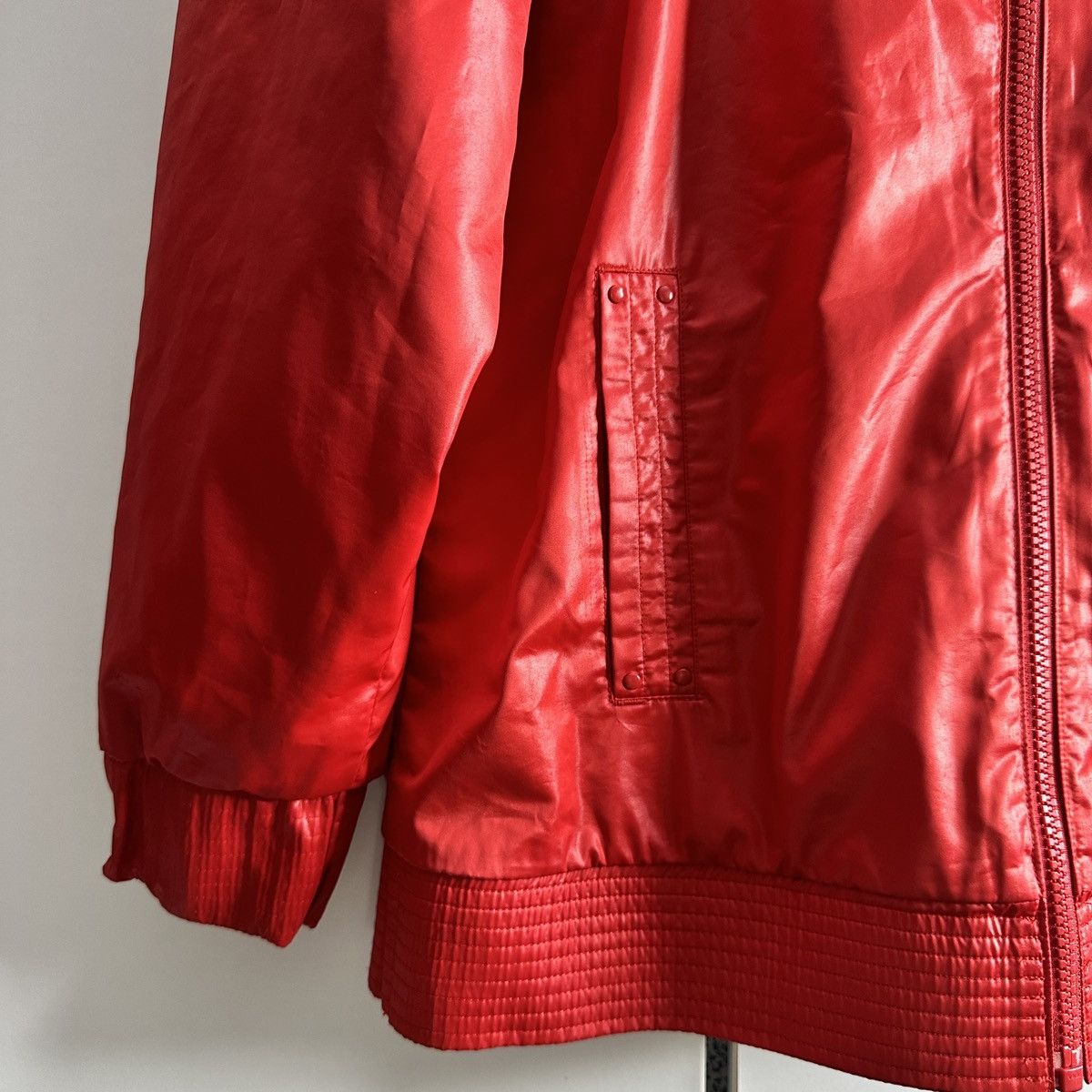 Adidas Vintage Adidas Neo Label Red Windbreaker Jacket Size S / US 4 / IT 40 - 2 Thumbnail