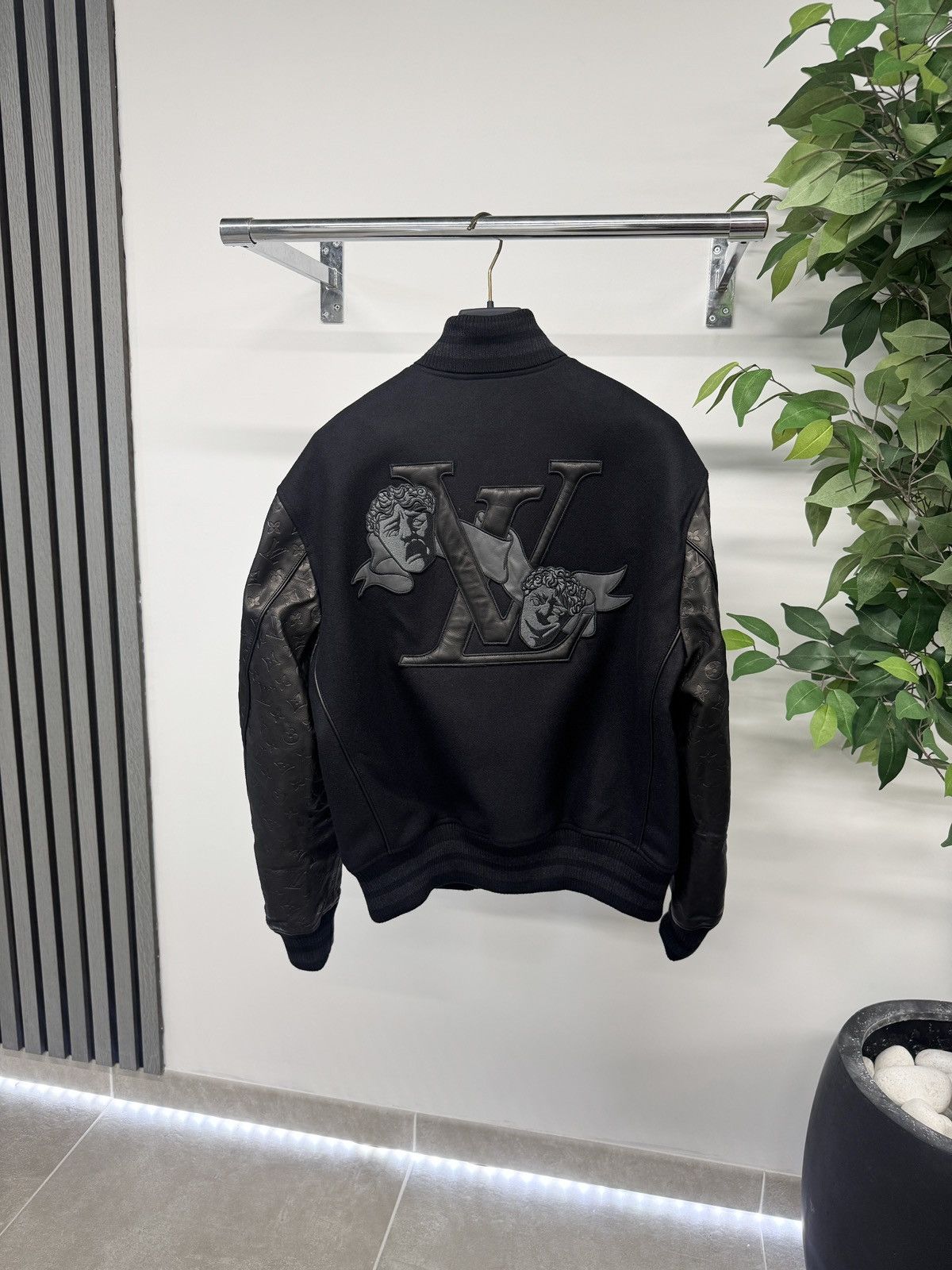 Louis Vuitton Louis Vuitton 1AA7EM Monogram Embosed Jacket Black RRP £3900 Size US S / EU 44-46 / 1 - 2 Thumbnail