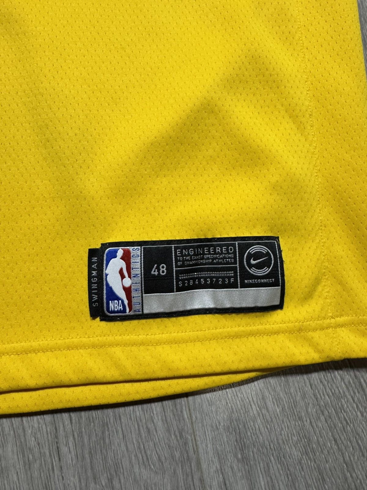 NBA × Nike Los Angeles Lakers Nike Yellow Basketball Jersey Kyle Kuzma Size US L / EU 52-54 / 3 - 6 Thumbnail