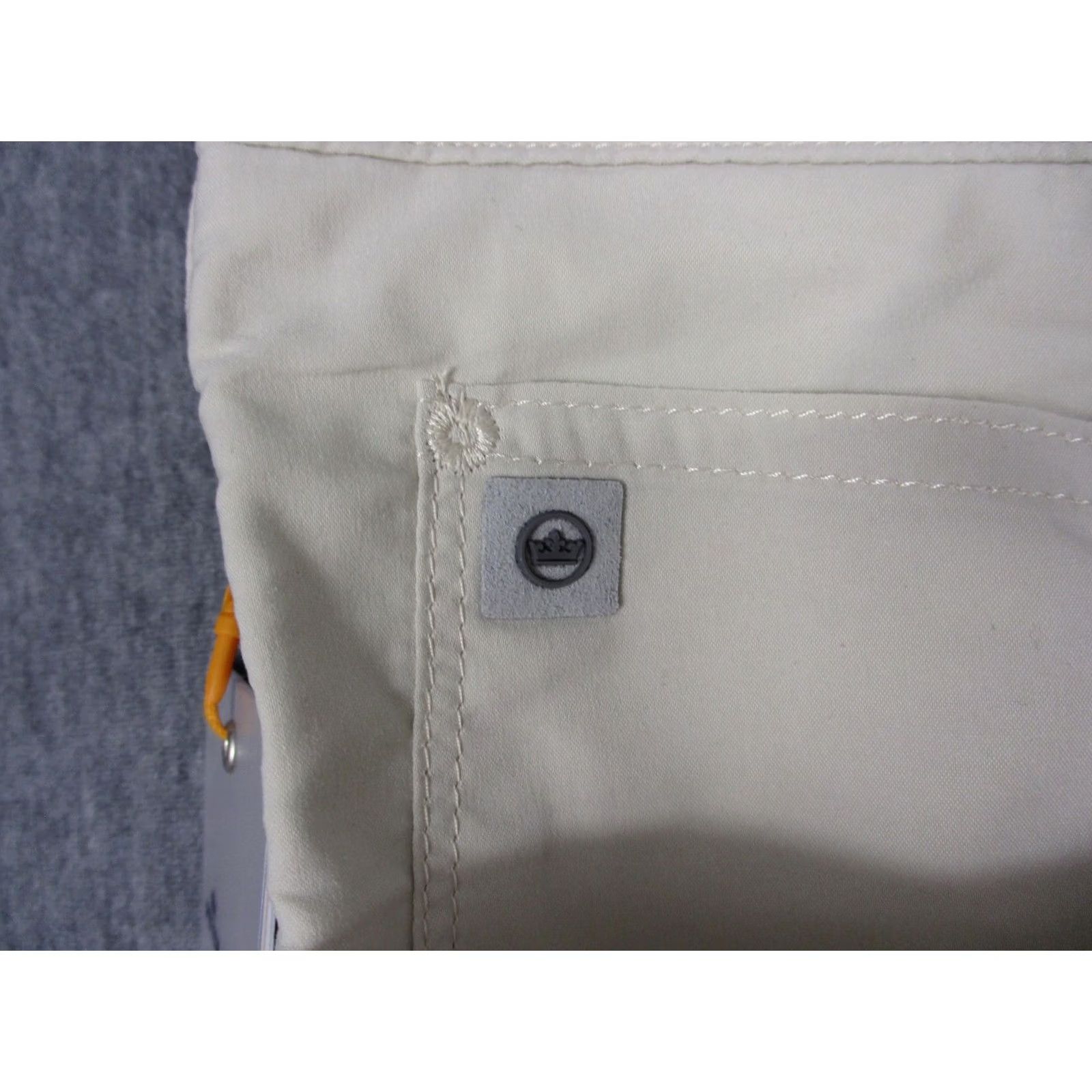 Peter Millar Peter Millar Crown Sport Pants Men 5-Pocket Beige 35x34 Slim? (adjusted to fit constraints) Size US 35 - 5 Thumbnail