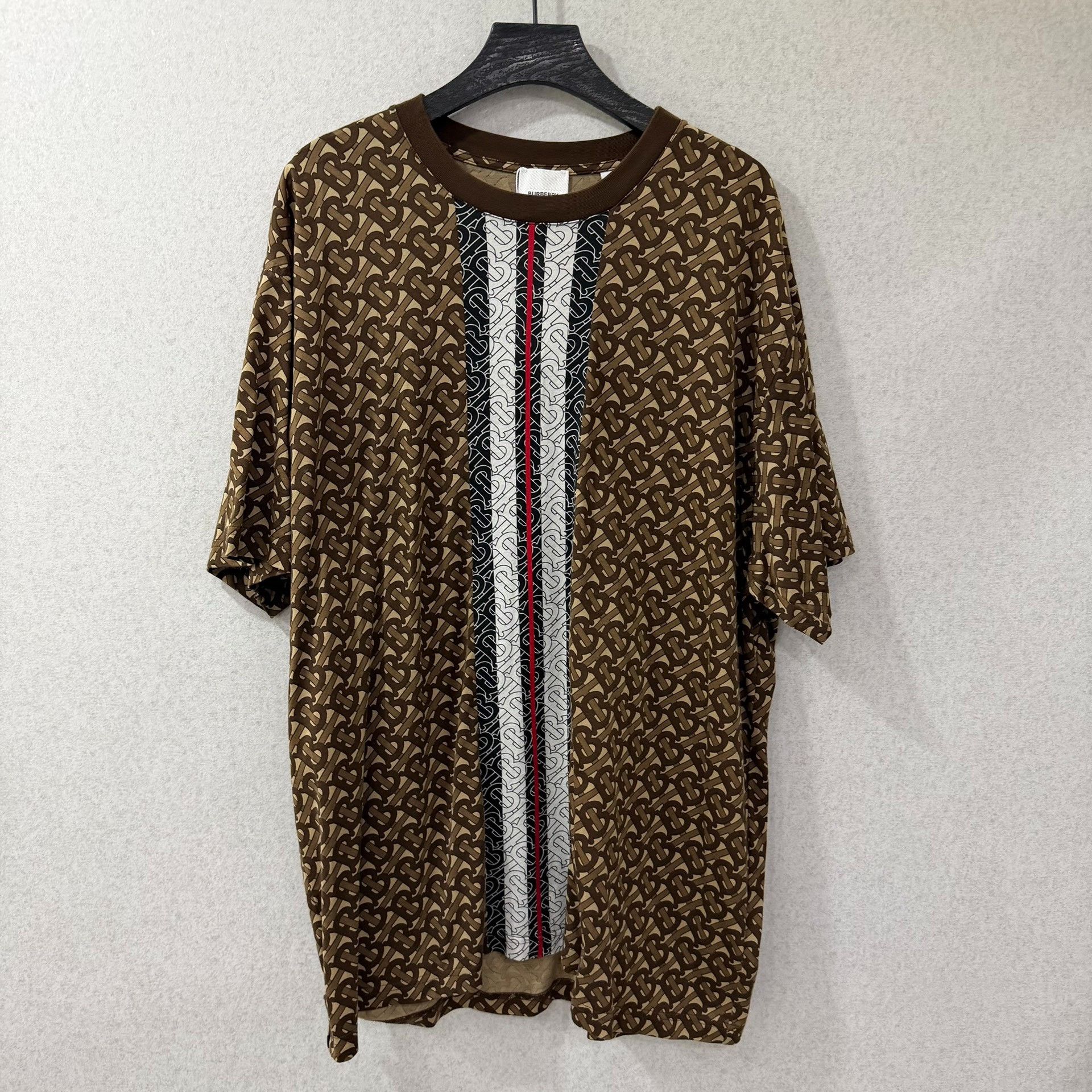Nike Nike Printed T-Shirt l Men Size US L / EU 52-54 / 3 - 1 Thumbnail