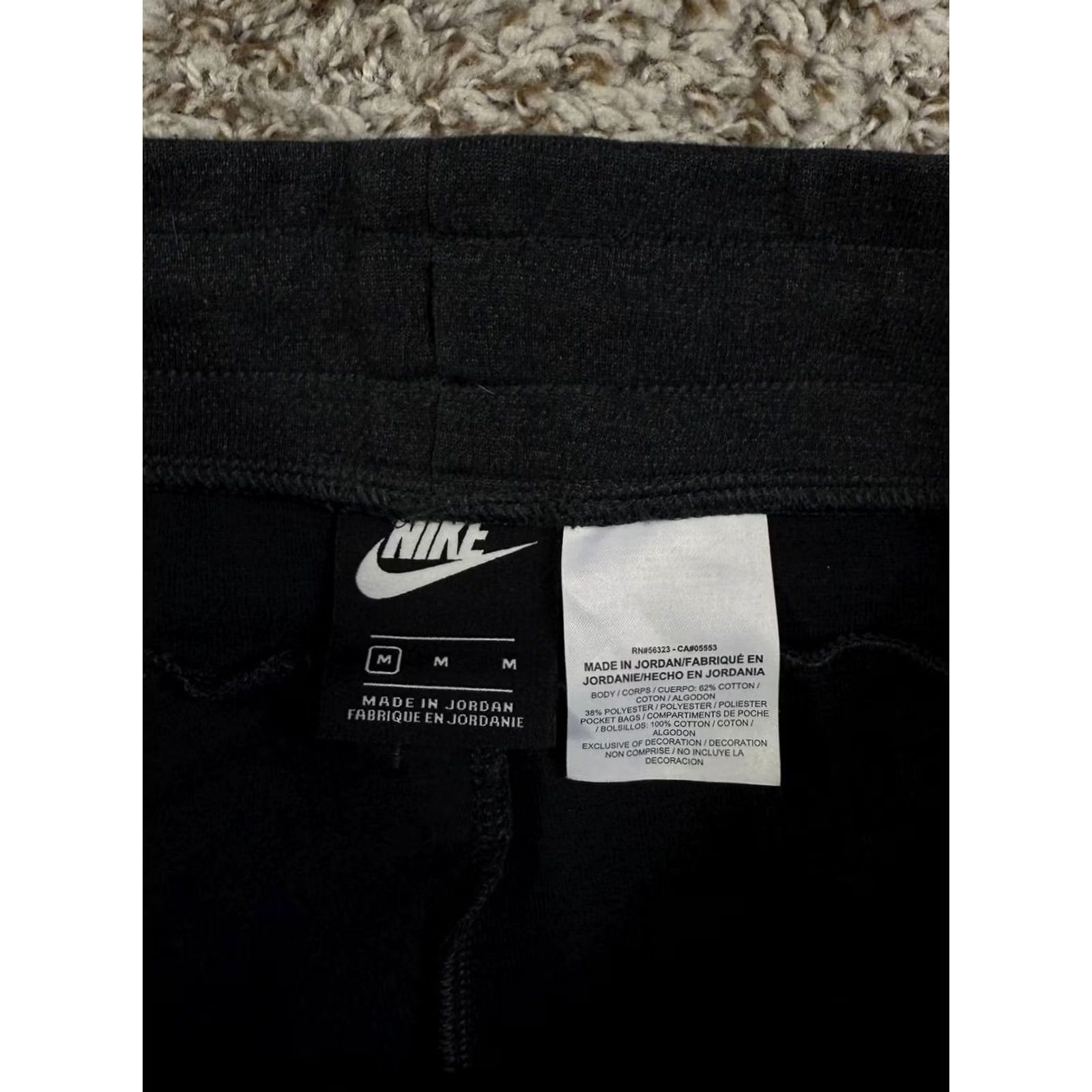 Nike NIKE Joggers Men M Black Fleece Tapered Drawstring Activewear Streetwear 928493-010 Size US 31 - 7 Thumbnail