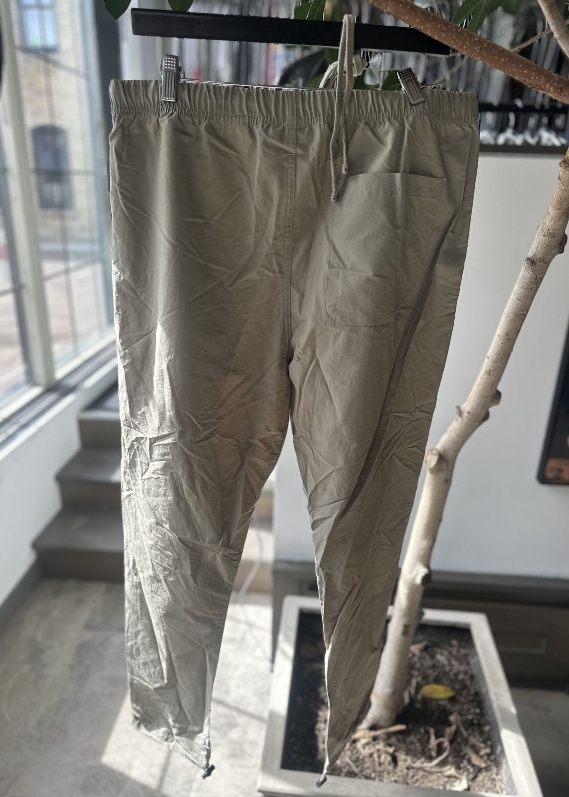 Essentials × Fear of God Fear of God Essentials FW21 Track Lounge Pants Size US 38 / EU 54 - 2 Thumbnail