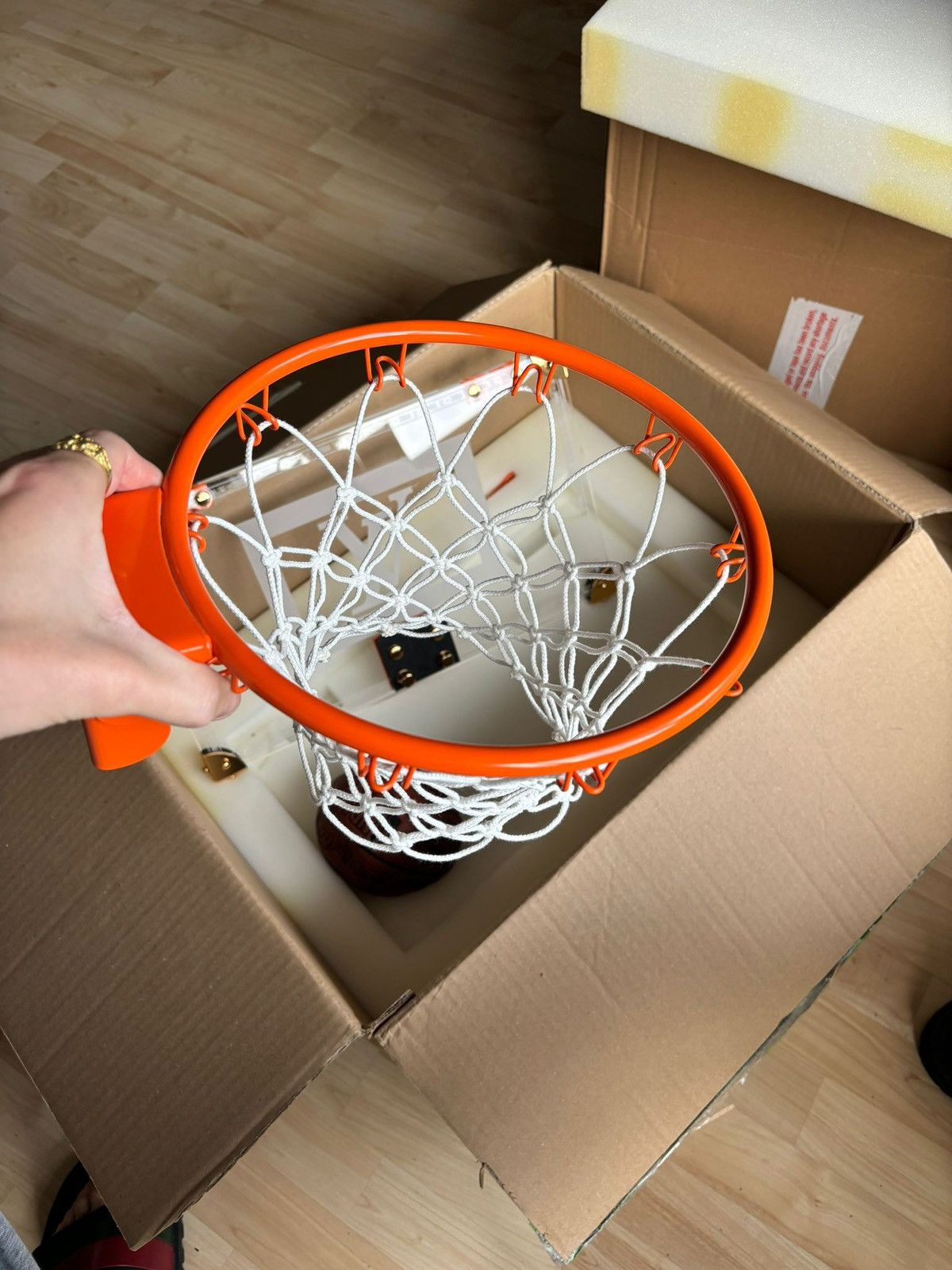 Louis Vuitton × NBA × Virgil Abloh Louis Vuitton x NBA Mini Basketball Hoop plexiglass Size ONE SIZE - 3 Thumbnail