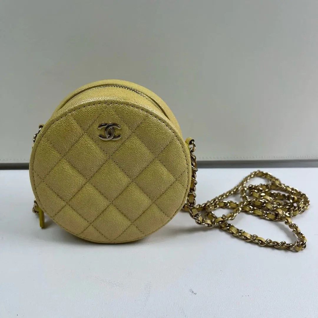 Chanel Pre-loved Bag Very good condition Size ONE SIZE - 1 Thumbnail