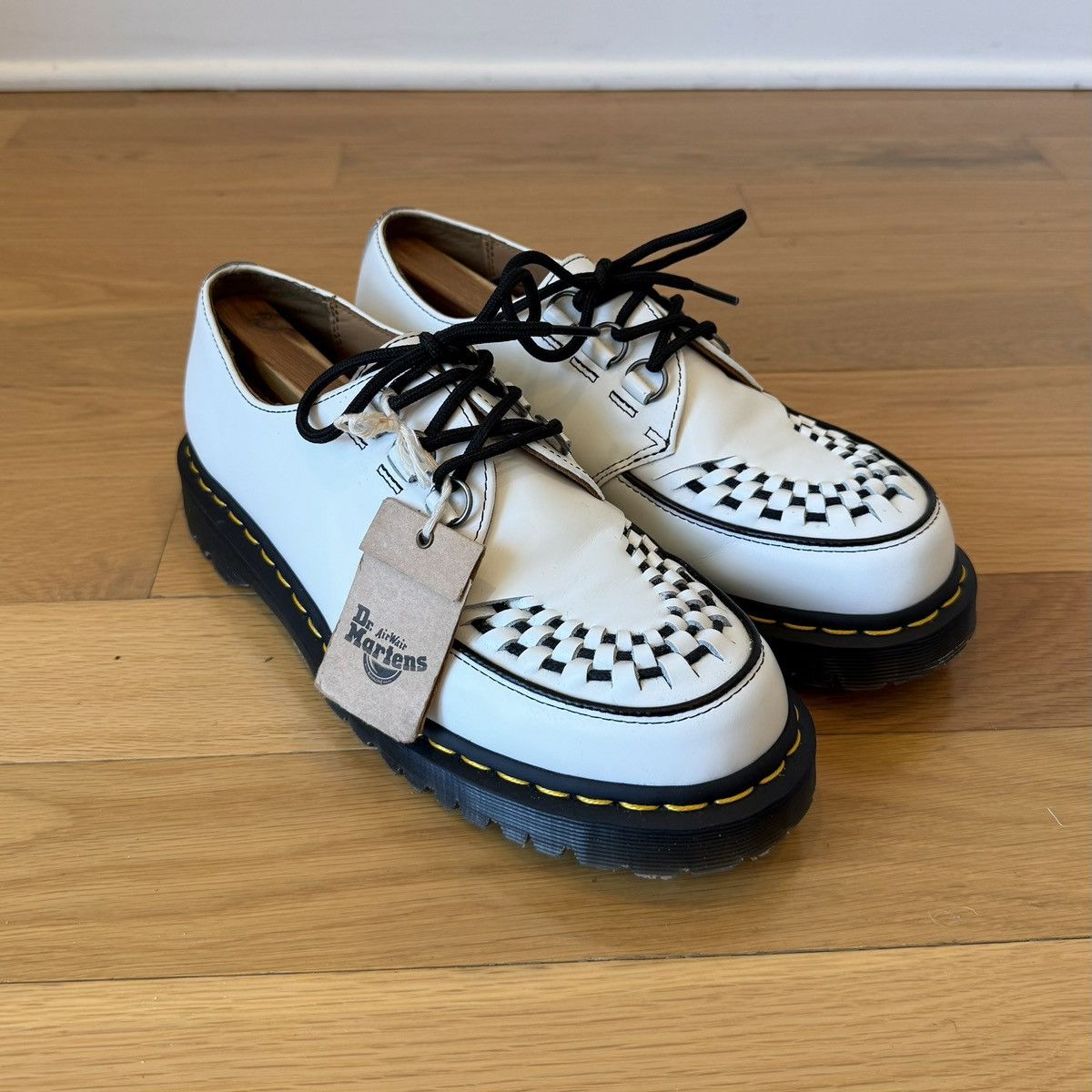 Dr. Martens Dr. Martens Ramsey Smooth Leather Creepers White US 10 Size US 10 / EU 43 - 9 Thumbnail