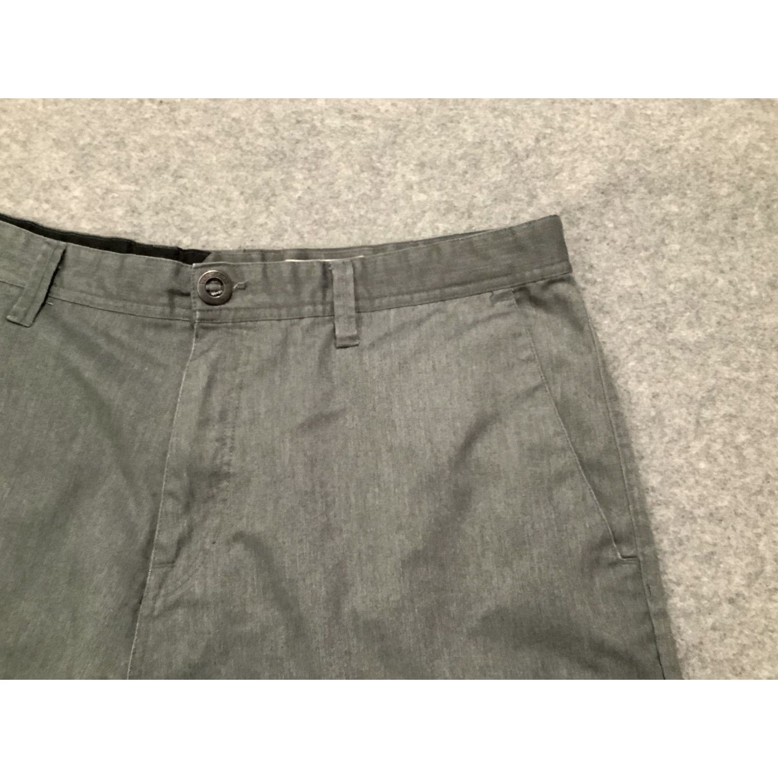 Volcom Volcom Mens Shorts 40 Waist Gray True To This Slash Pockets Skate Size US 40 / EU 56 - 2 Thumbnail