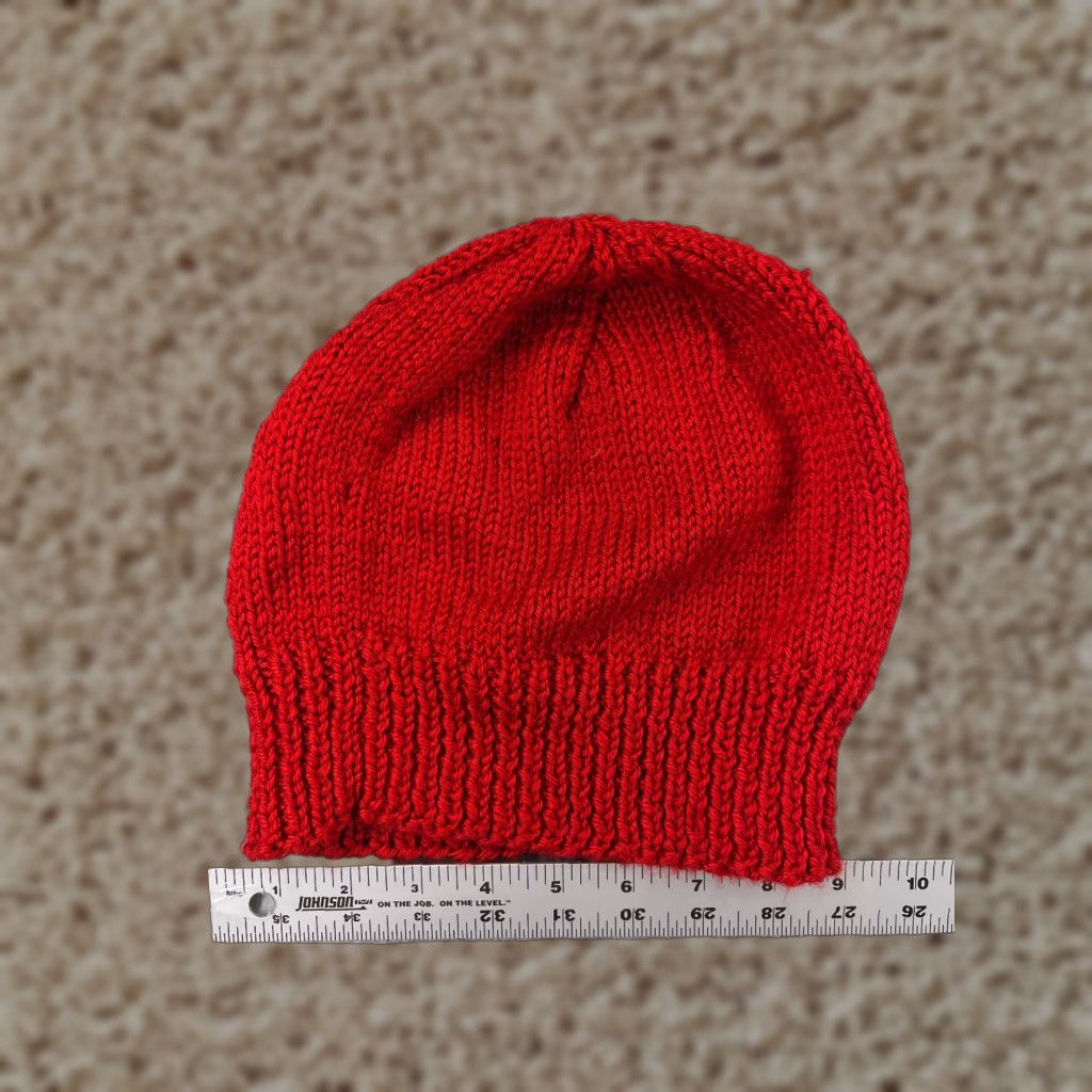 Vintage Womens Red Beanie Toque One Size Knit 100% Acrylic Winter Ski Hat (Adult) Beanie, Knit, Solid Red, 100% Acrylic, Ski/Casual, One Size, Women Size ONE SIZE - 1 Thumbnail