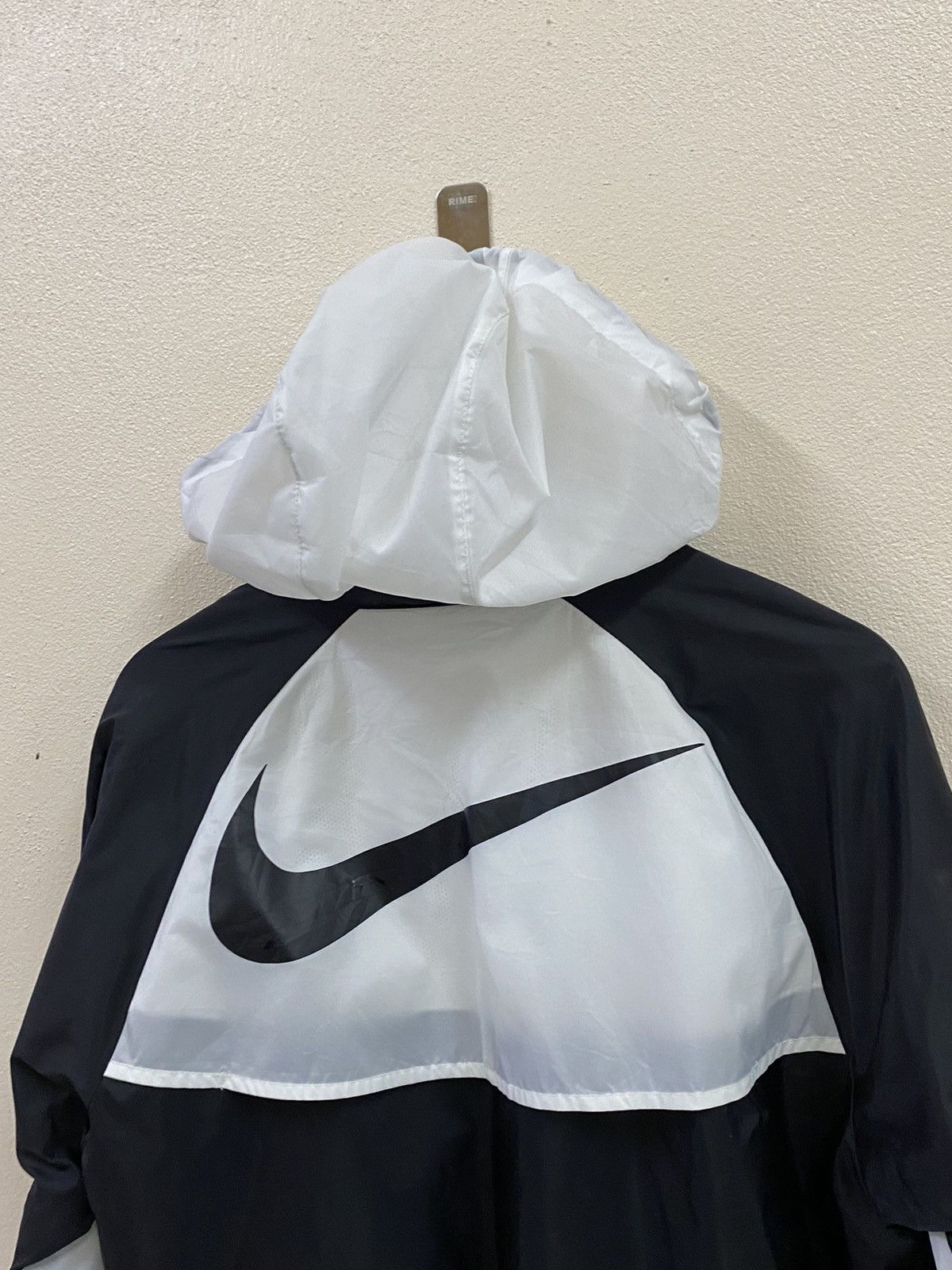 Nike Nike Big Swoosh Black White Size US M / EU 48-50 / 2 - 2 Thumbnail