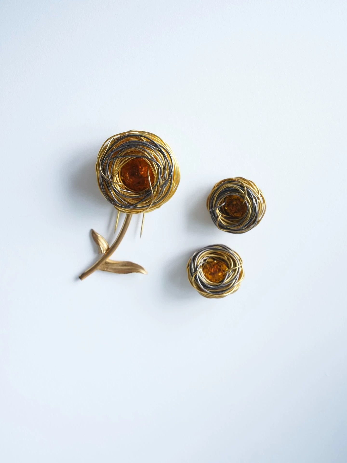 Other Roger Jean Pierre Handmade Nest Amber Crystal Flower Brooch Size ONE SIZE - 5 Thumbnail