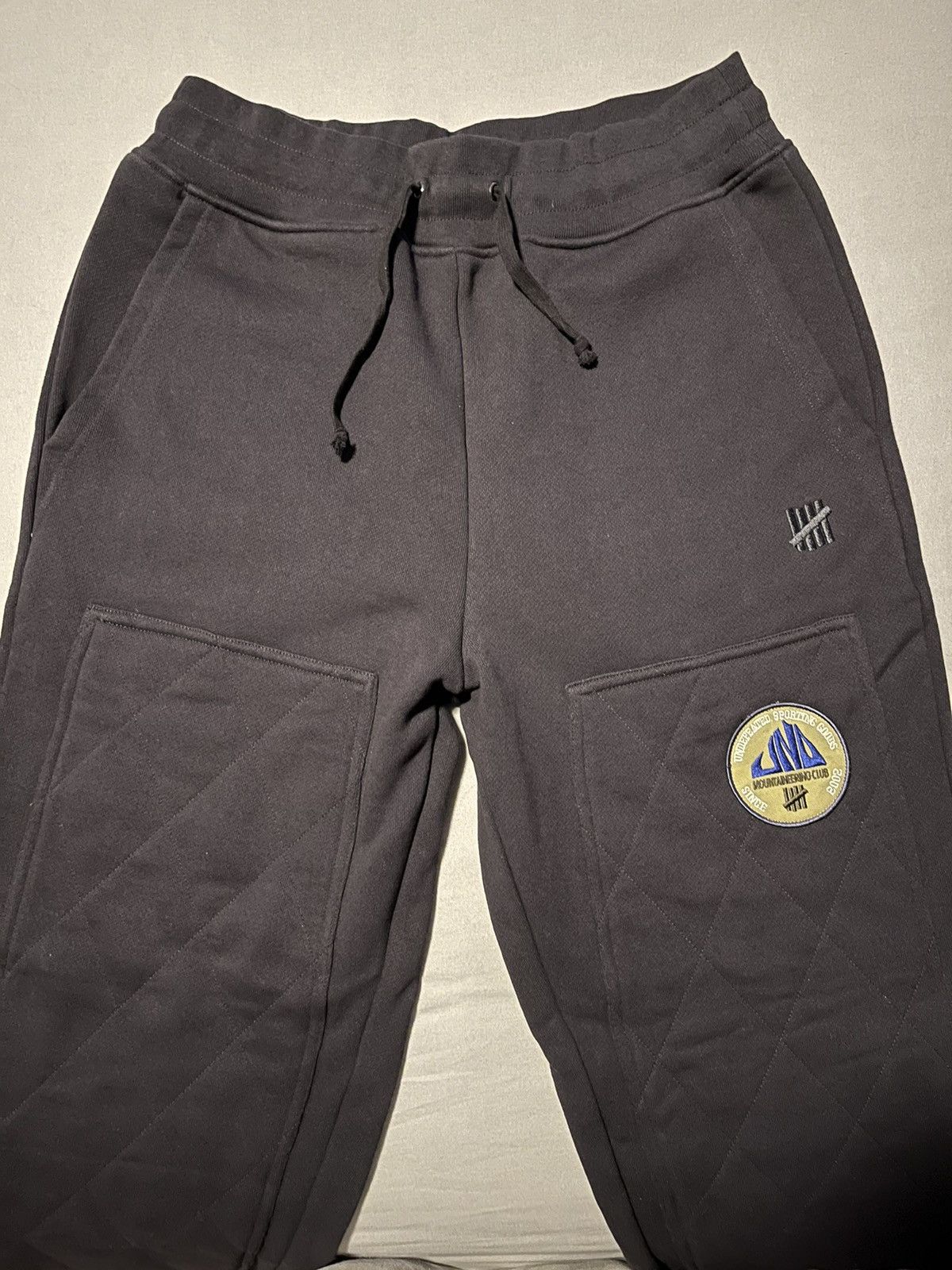 Undefeated Undefeated Quilted Panel Double Knee Sweatpants Brand New DS Size US 32 / EU 48 - 2 Thumbnail