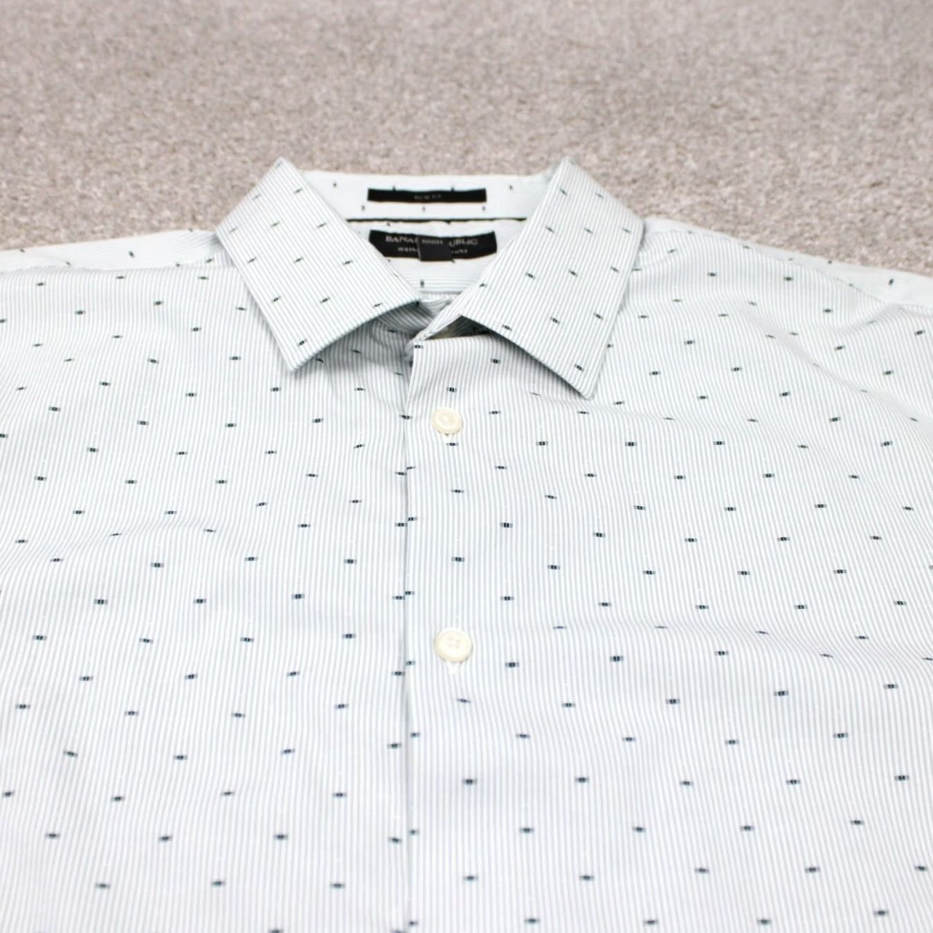 Banana Republic Banana Republic Shirt Mens Large Green Geometric Slim Fit Wrinkle Resistant L/S Size US L / EU 52-54 / 3 - 5 Thumbnail