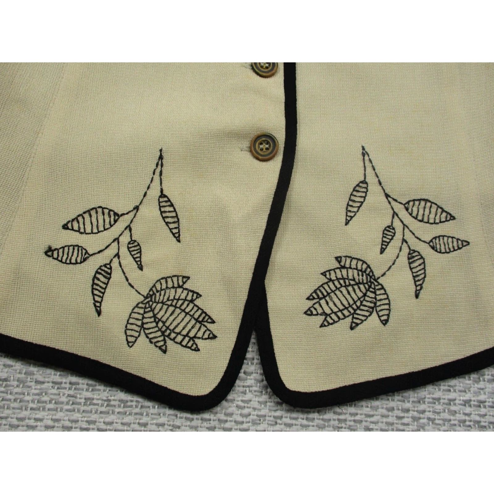 Vintage Dorothy Schoelen Platinum Vest Womens Large USA MADE Embroidered Vest Ivory 1980s Nylon Wearable Art Mens Womens Size L / US 10 / IT 46 - 2 Thumbnail