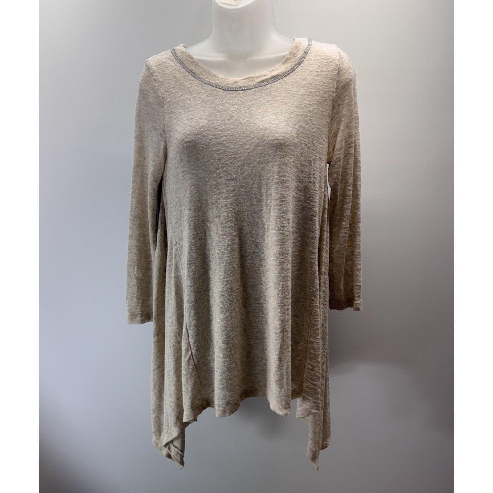 Other ODDY Knit Oatmeal-Navy Blue Back Blouse Women’s Size S USA Size S / US 4 / IT 40 - 1 Thumbnail