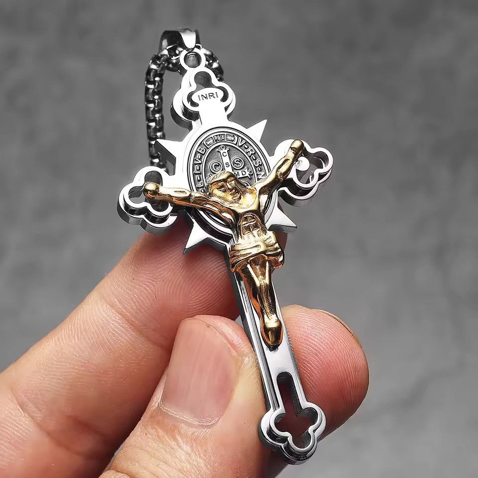Jewelry Jesus Exorcism Cross Amulets Pendnat Necklace Size ONE SIZE - 1 Thumbnail