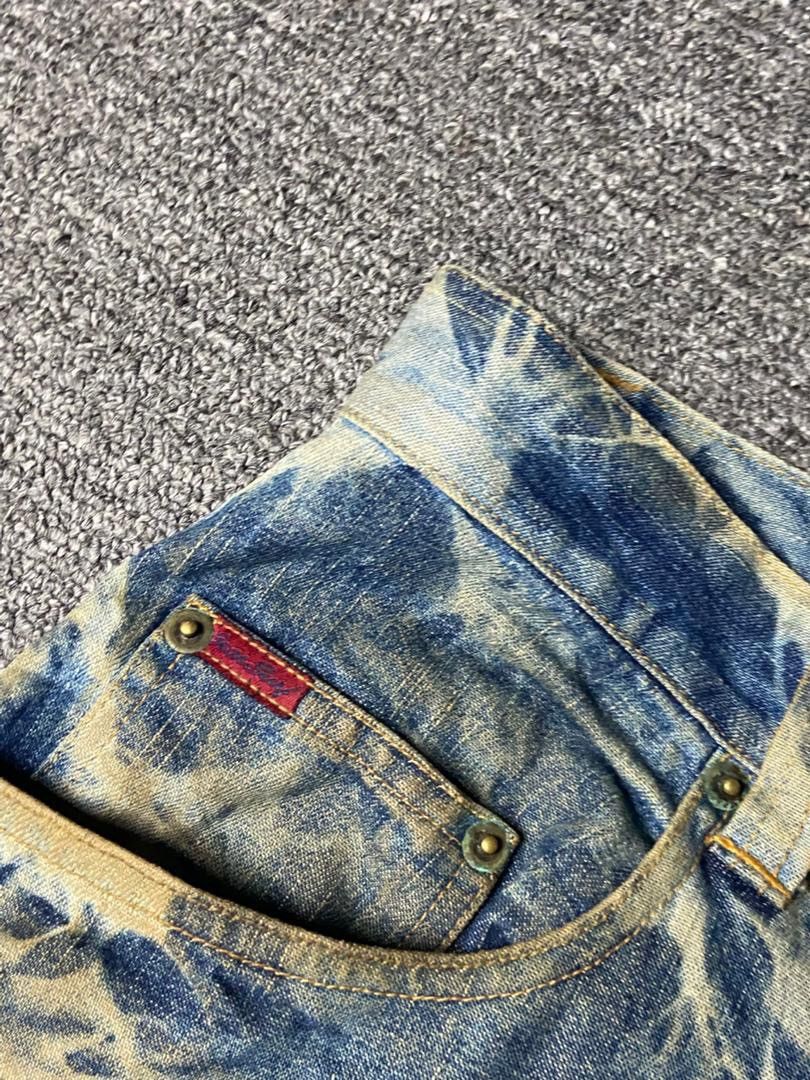 Japanese Brand Bear USA Brand Acid Wash Denim Shorts (156) Size US 33 - 10 Thumbnail