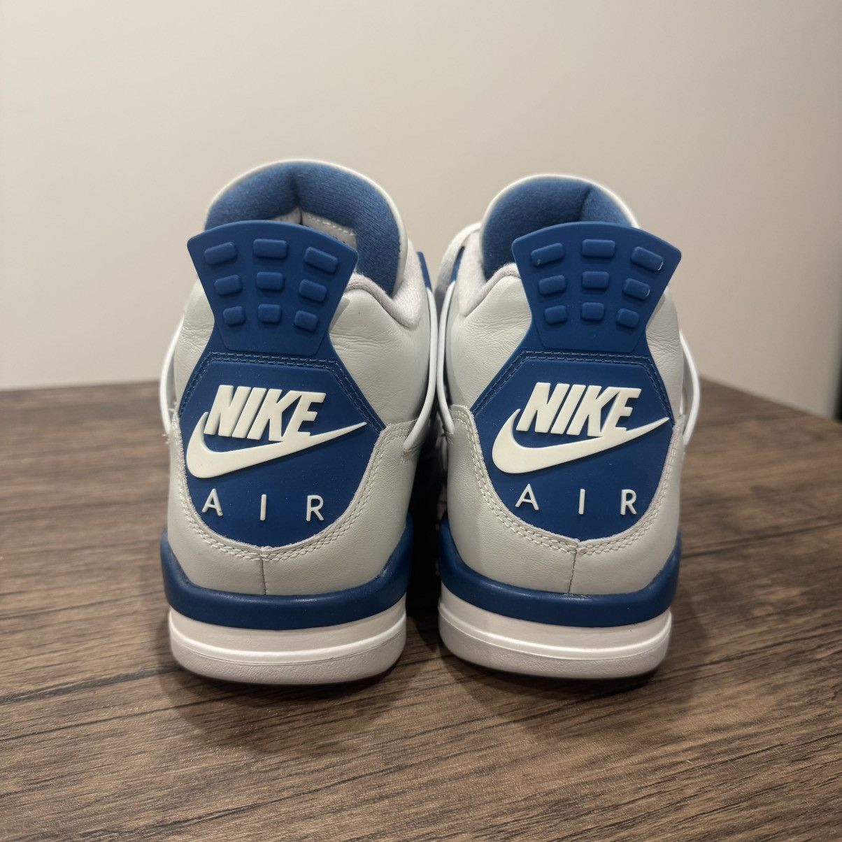 Nike Jordan 4 Retro Military Blue Size US 9.5 / EU 42-43 - 5 Thumbnail